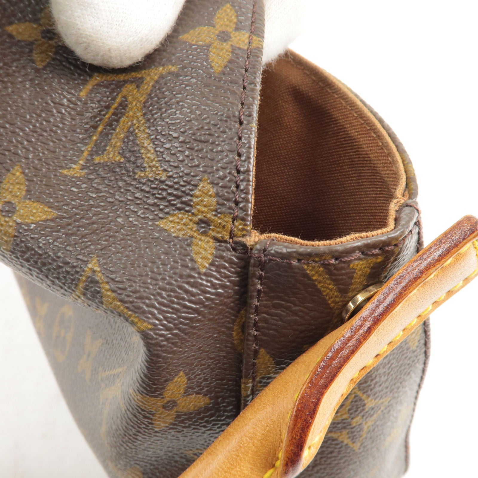 Louis-Vuitton-Monogram-Mini-Looping-Shoulder-Bag-M51147 – dct