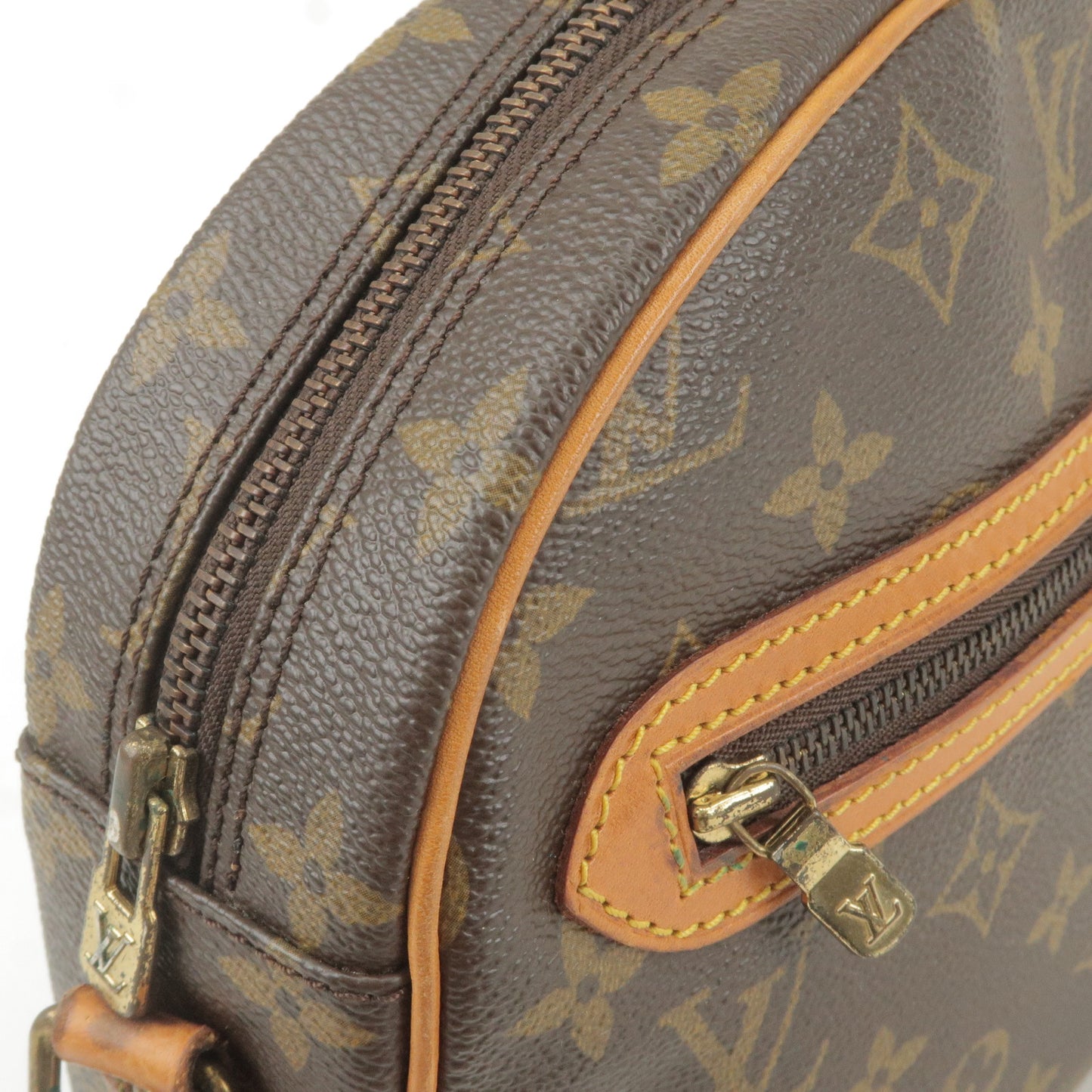 Louis Vuitton Monogram Senlis Shoulder Bag Crossbody Bag M51222