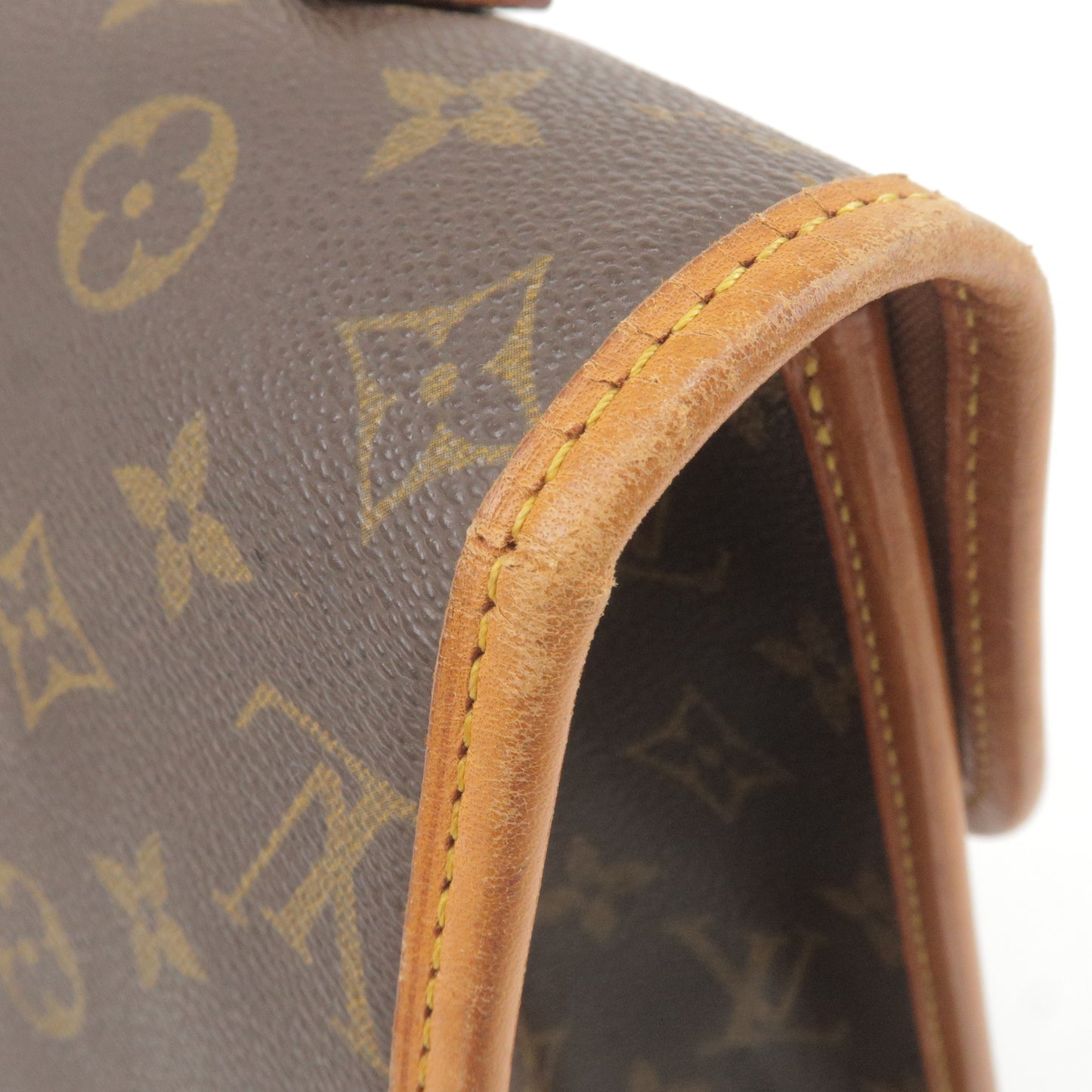 Louis Vuitton Monogram Beverly MM Shoulder Bag M40121