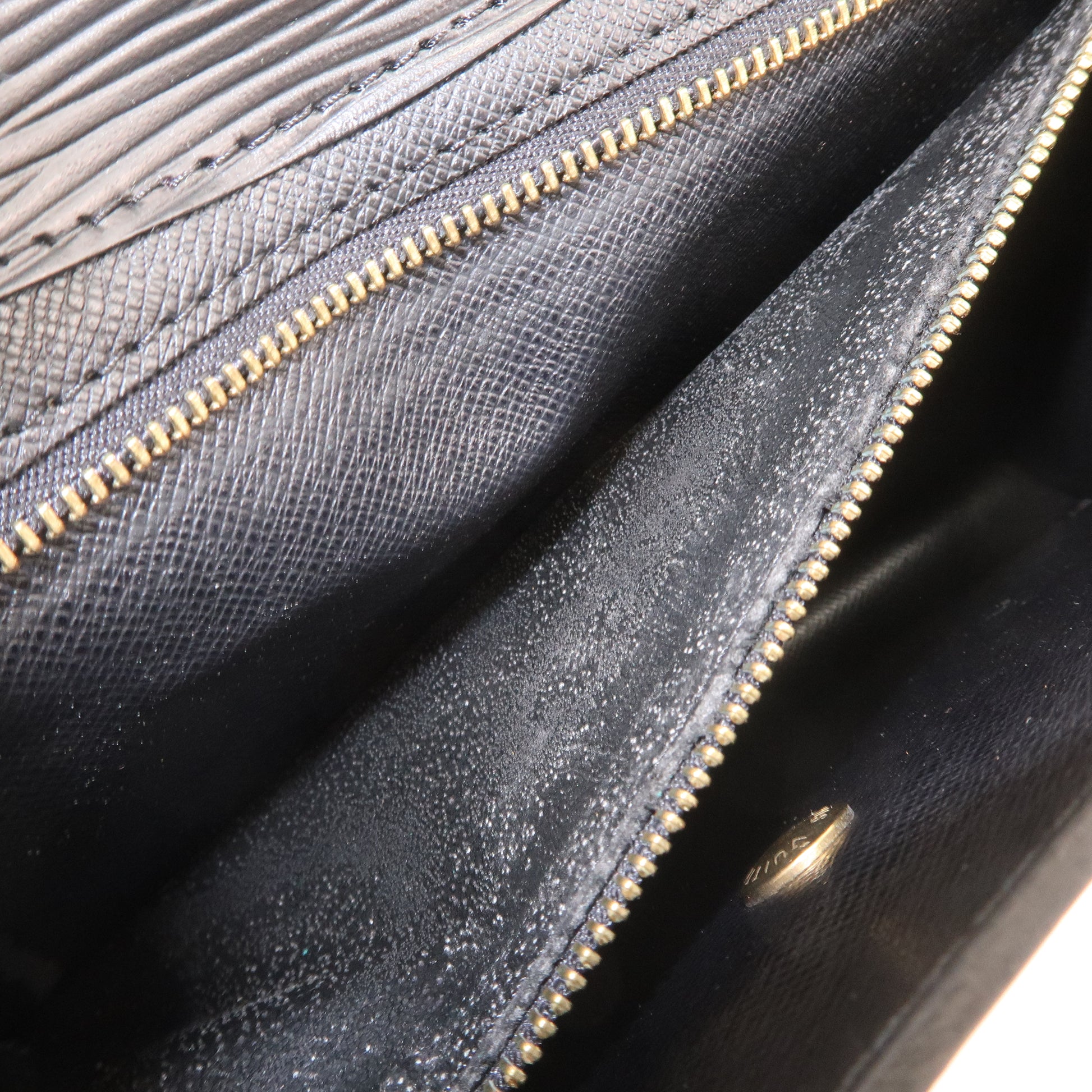 Louis-Vuitton-Epi-Montaigne-27-Clutch-Bag-Noir-Black – dct