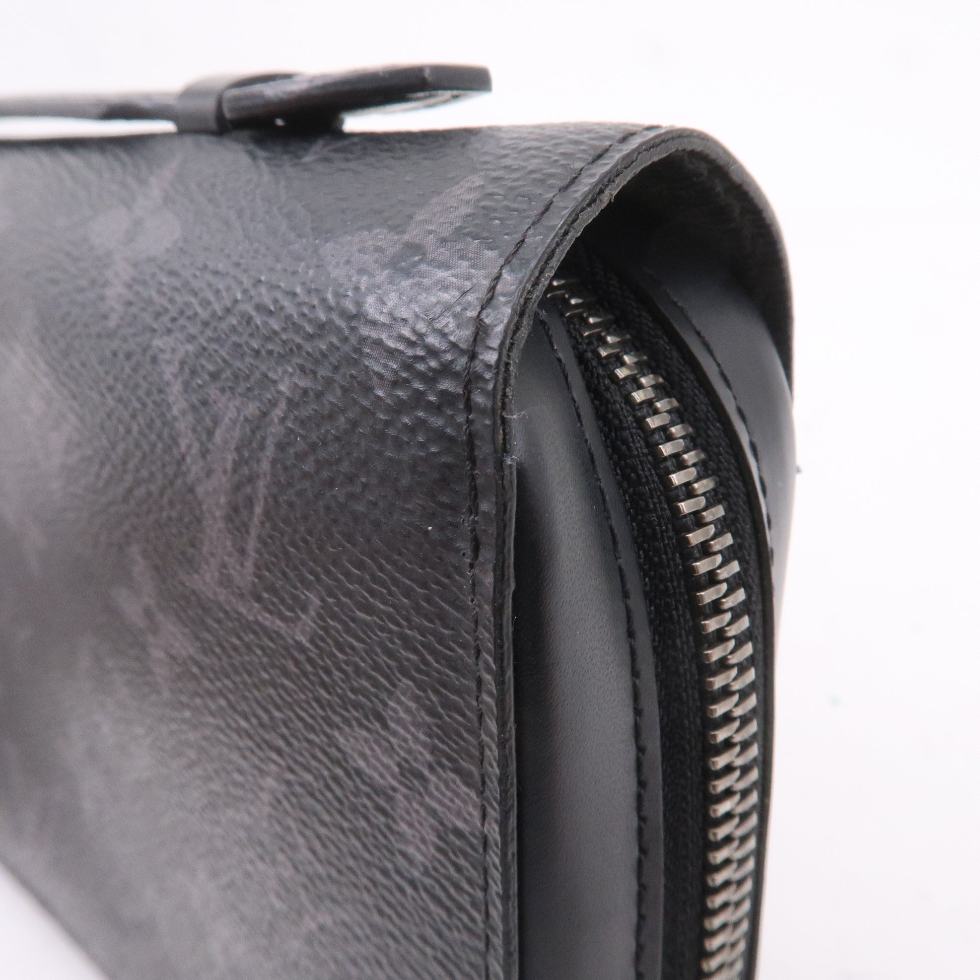 Louis-Vuitton-Monogram-Eclipse-Zippy-XL-Wallet-M61698 – dct