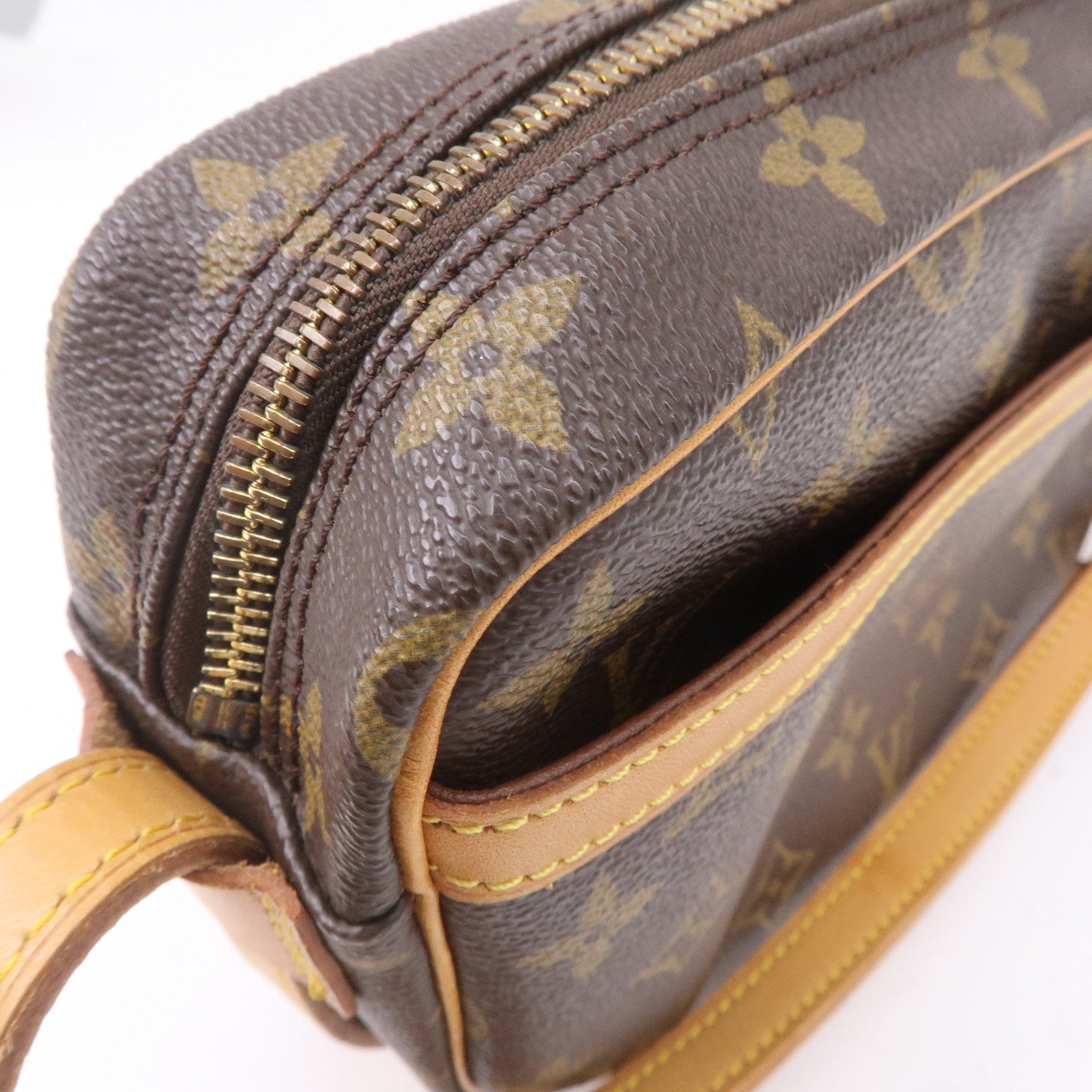 Louis Vuitton Jeune Fille Vintage Shoulder Bag M51227 – Timeless Vintage  Company