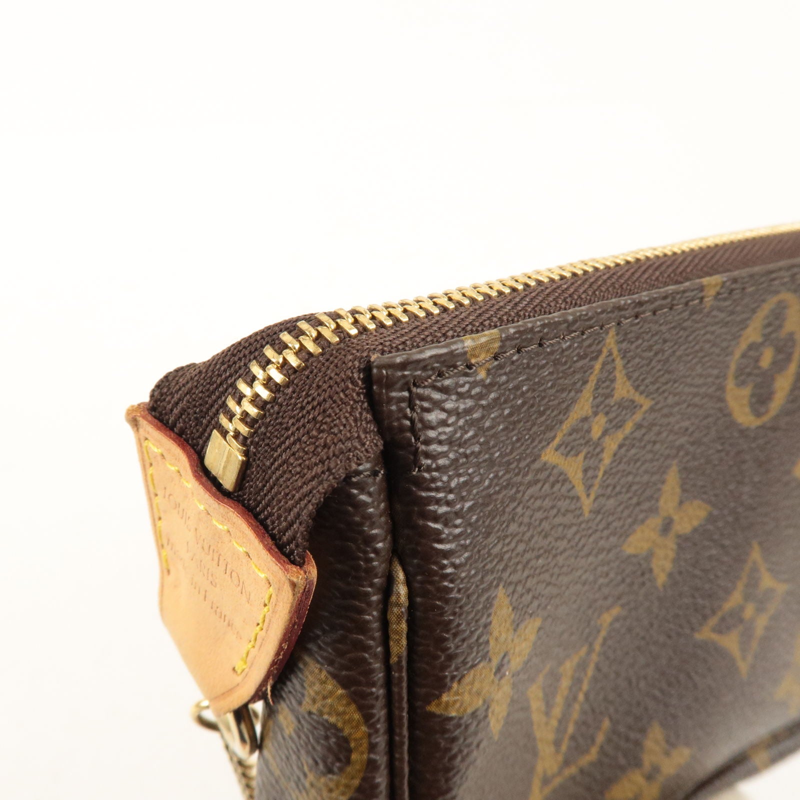 Shop Louis Vuitton Mini pochette accessoires (Mini Pochette Accessoires,  M58009) by Mikrie
