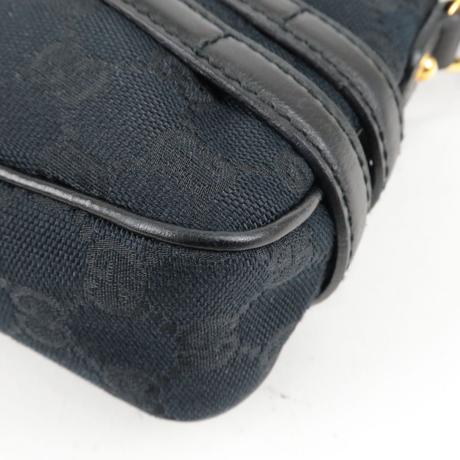 Vintage Gucci Hobo Bag Black Leather Gold Horsebit Handle -  Israel