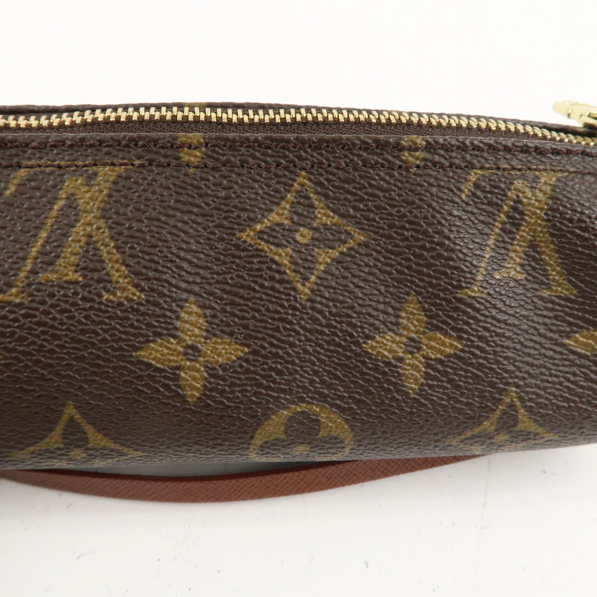 Louis-Vuitton-Monogram-Mini-Pouch-for-Papillon-Bag-Old-Style –  dct-ep_vintage luxury Store
