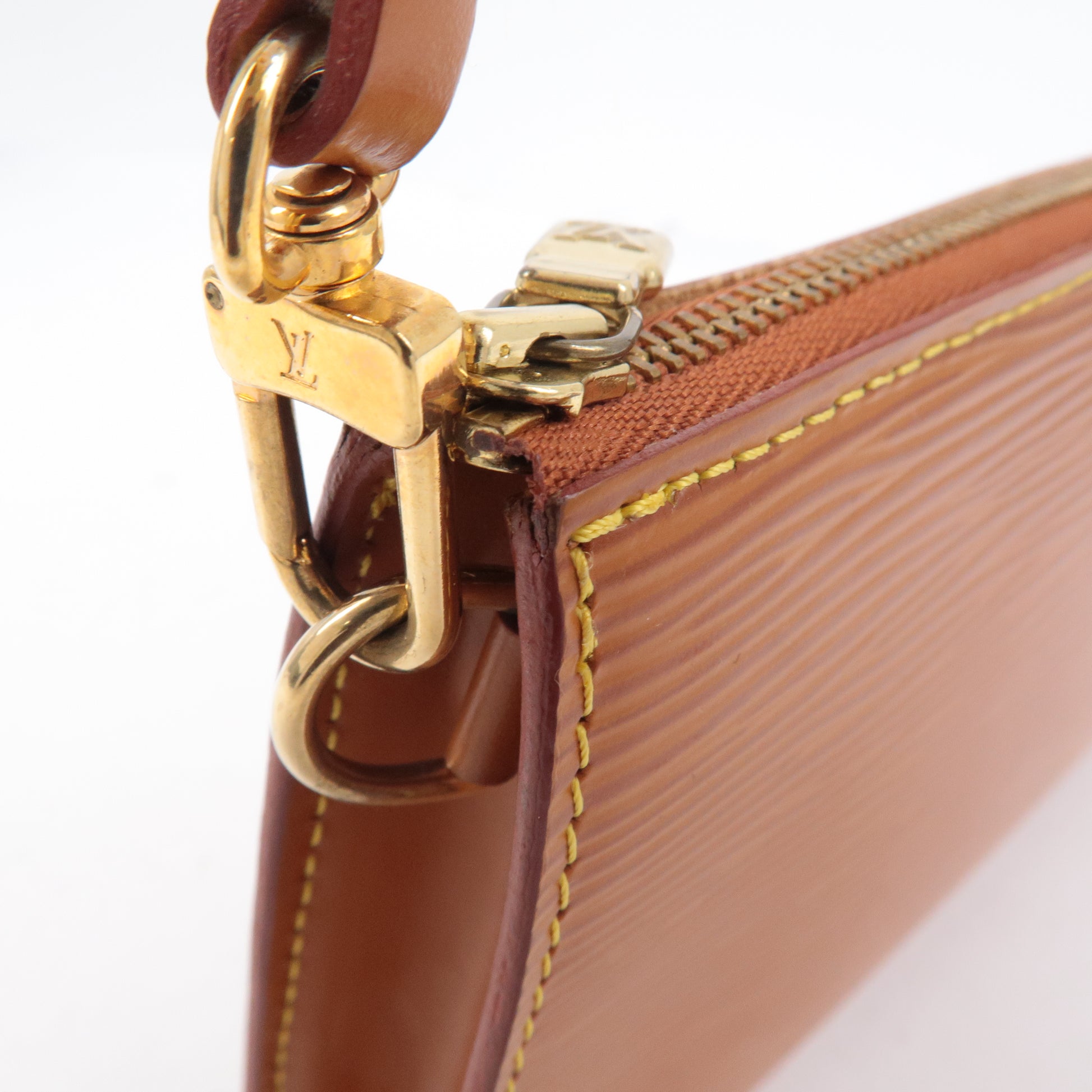 Louis-Vuitton-Epi-Pochette-Accessoires-Pouch-Zipang-Gold-M52948- –  dct-ep_vintage luxury Store