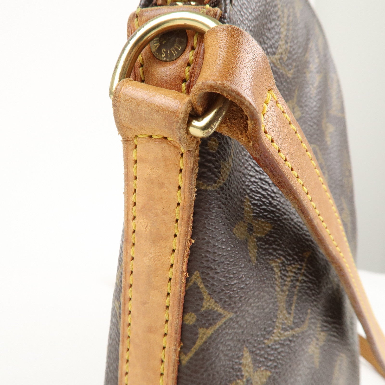 Louis Vuitton Drouot Monogram Crossbody Bag - Farfetch