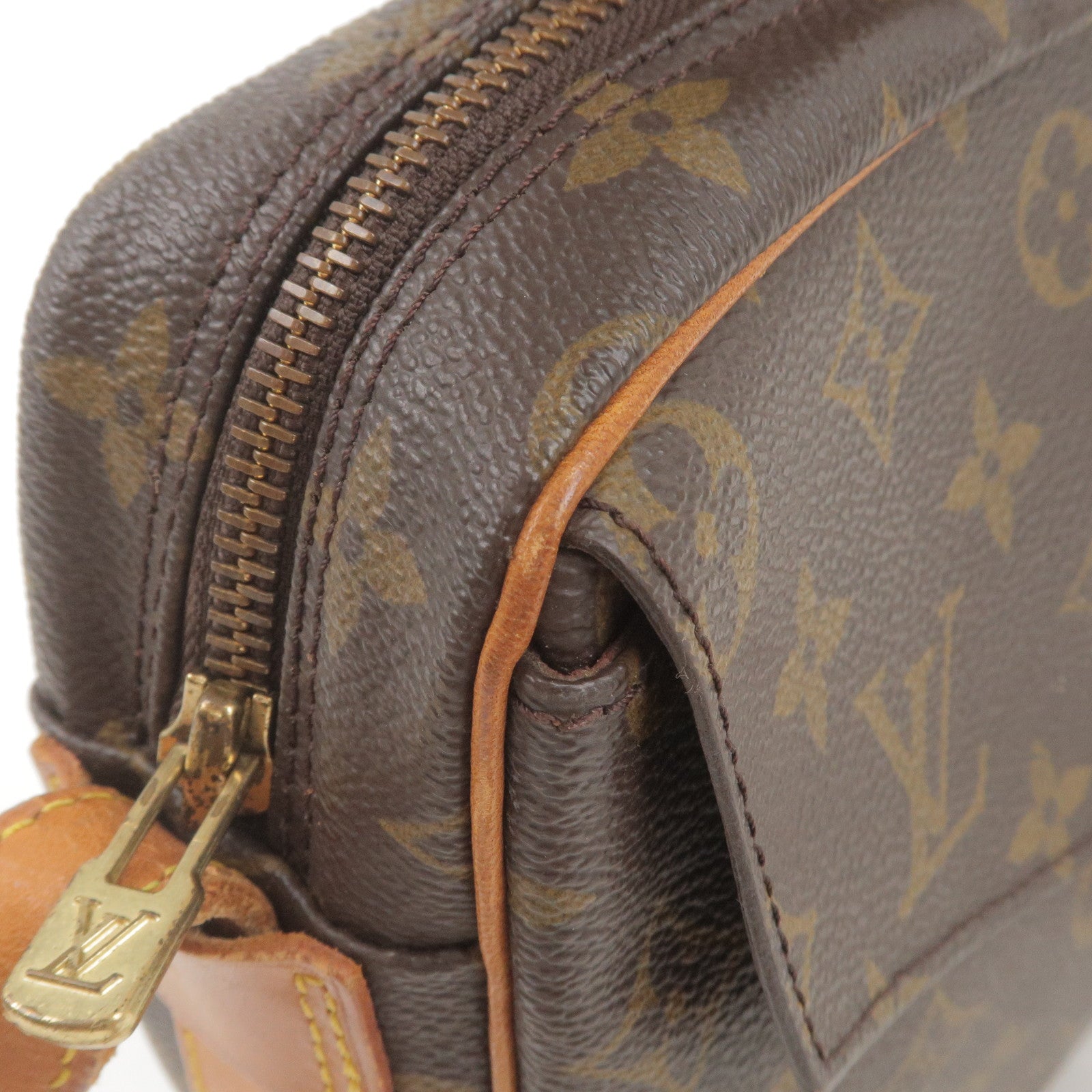Louis Vuitton, Bags, Authentic Lv Jeune Fille Gm Crossbody Monogram