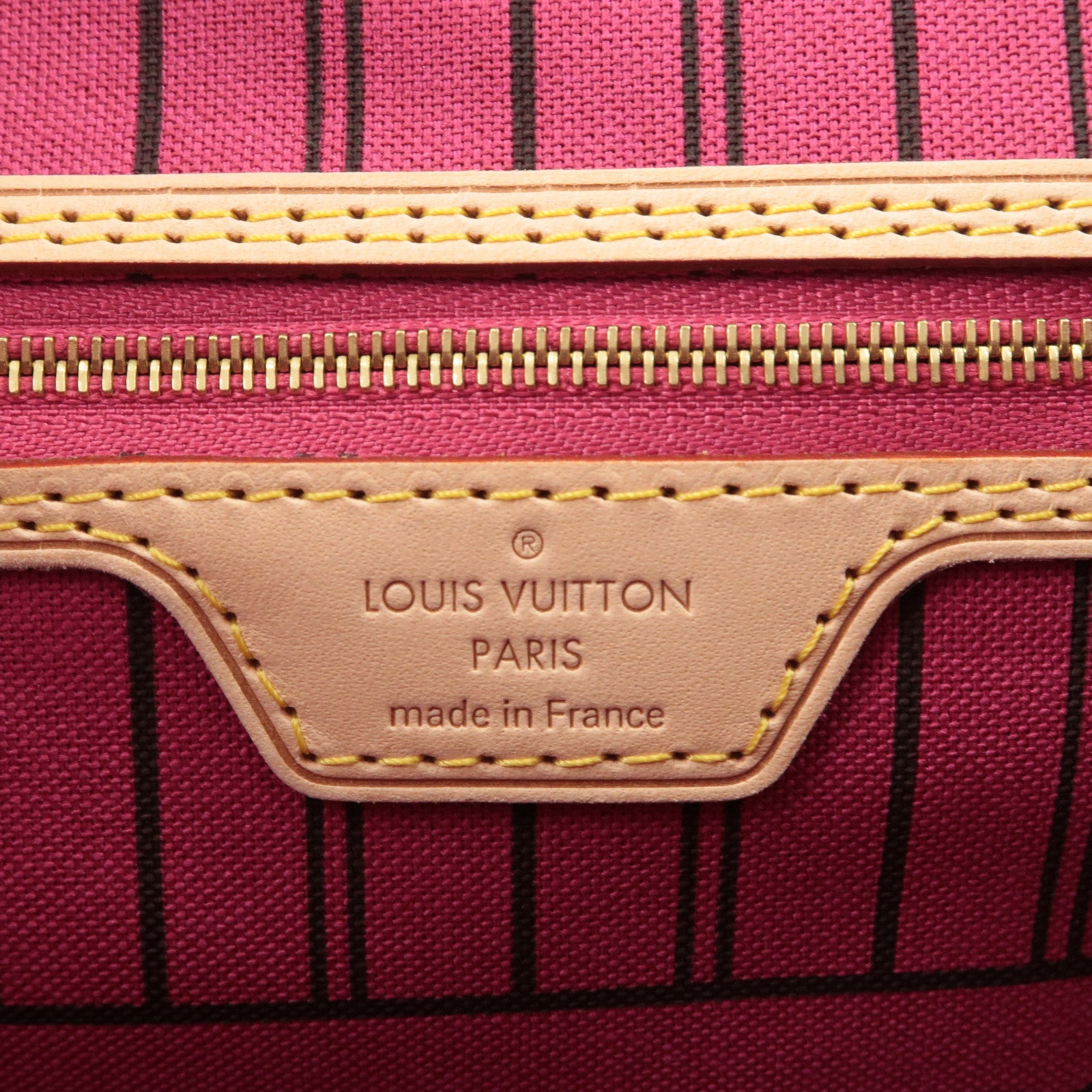 Louis Vuitton Neverfull MM/GM Pivoine Monogram Wristlet/Pouch