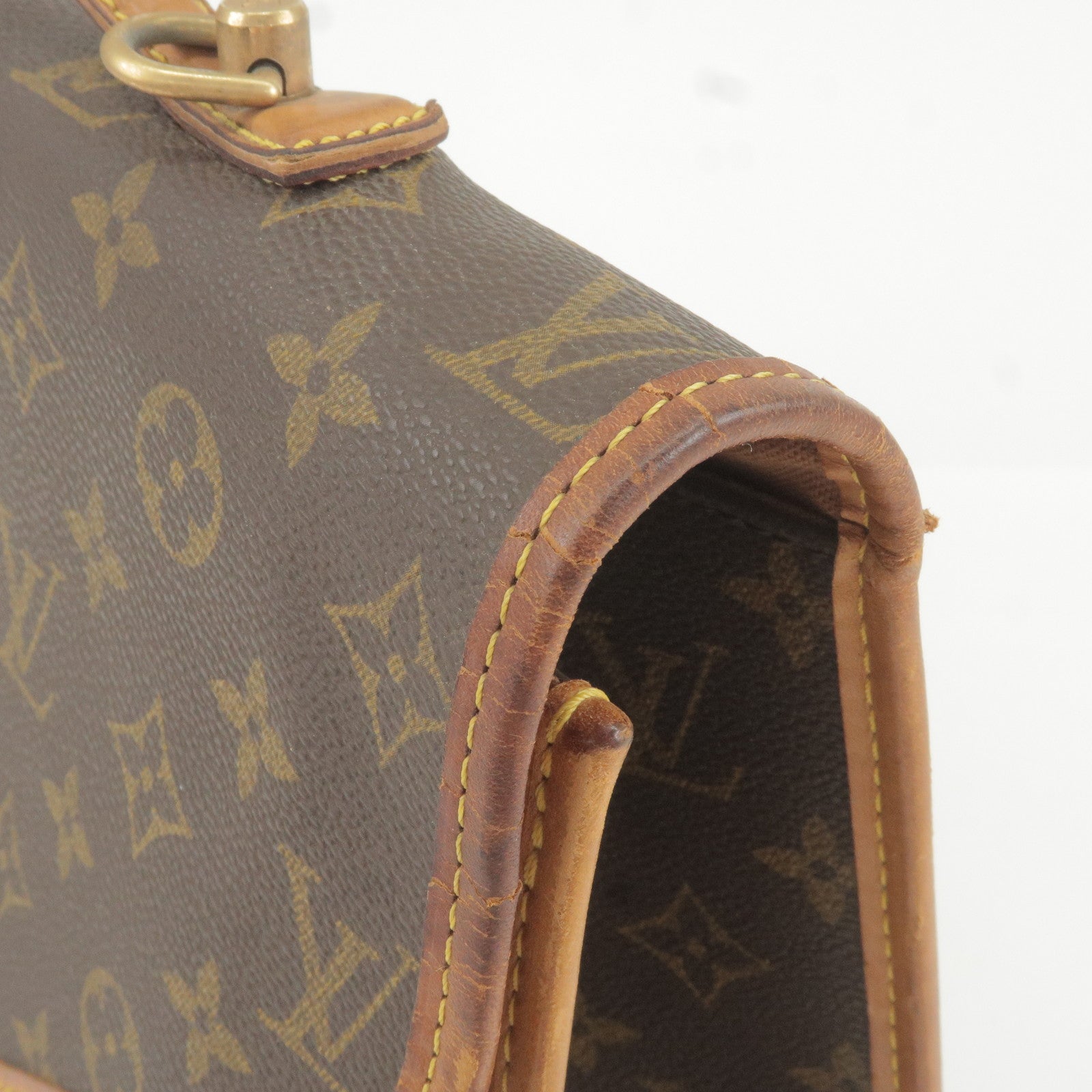 Louis Vuitton Monogram Pochette Beverly - Brown Shoulder Bags