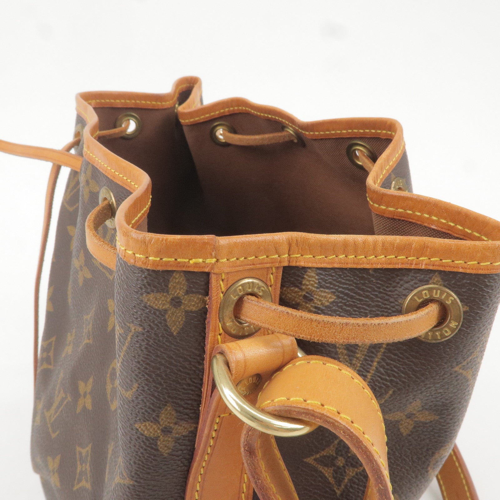 Sac louis vuitton petit cheap modele