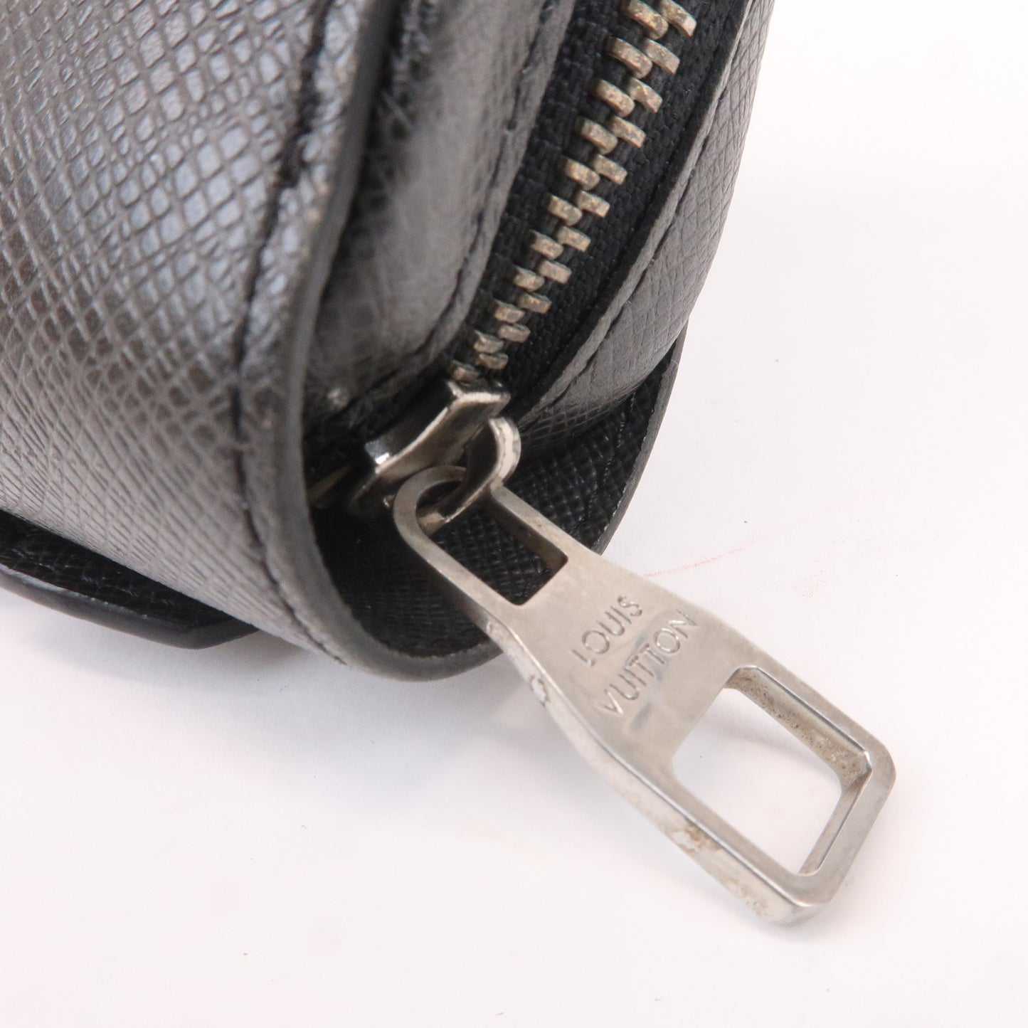 Louis Vuitton Taiga Zippy Wallet Purse XL Ardoise M42097