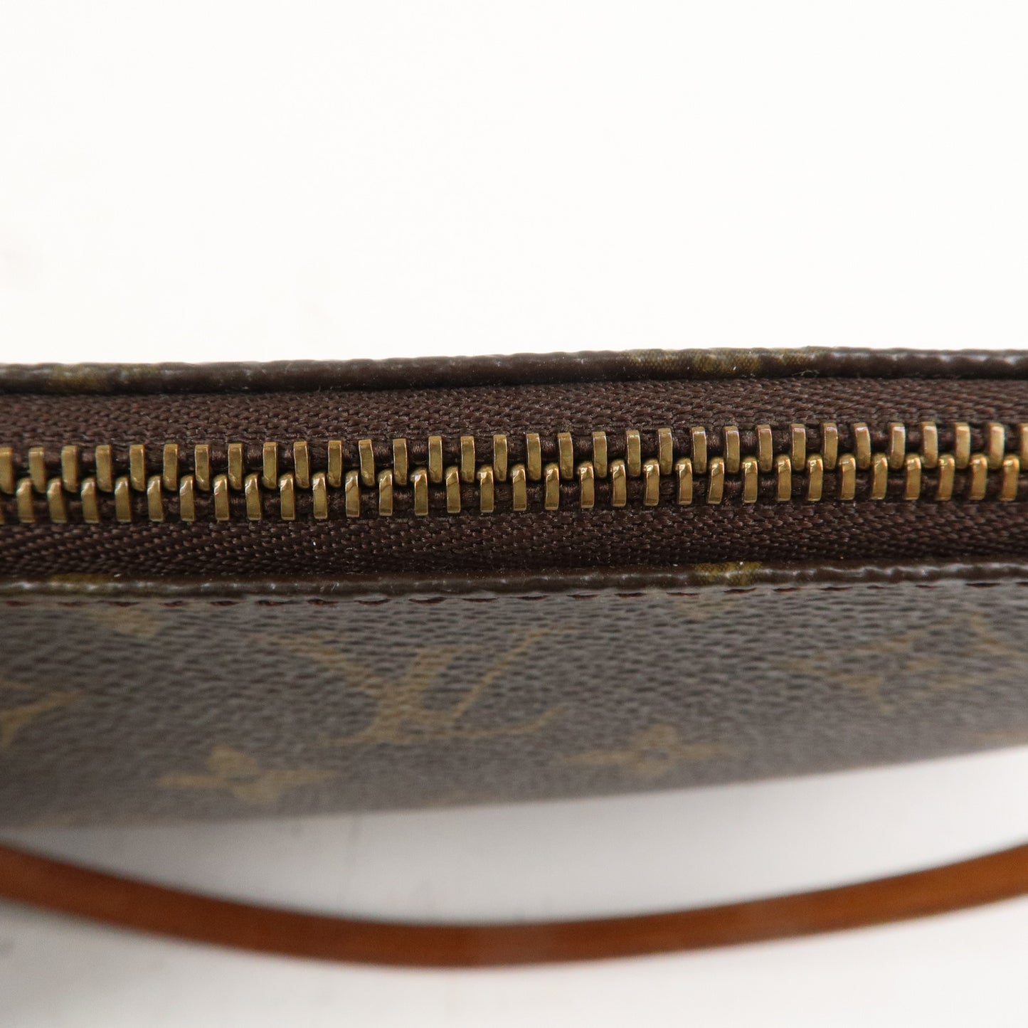 Louis Vuitton Monogram Pochette Accessoires Pouch M51980