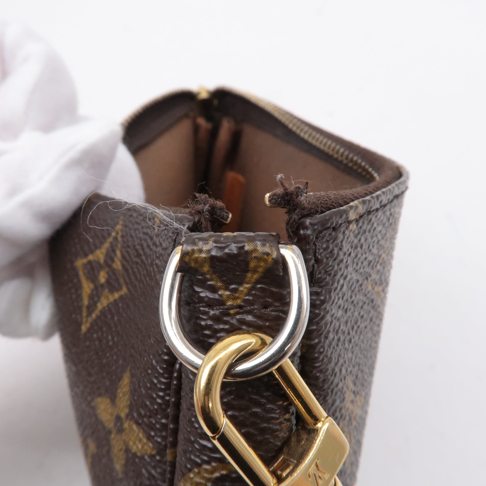 Louis Vuitton Vintage - Monogram Mini Pochette Accessoires Bag