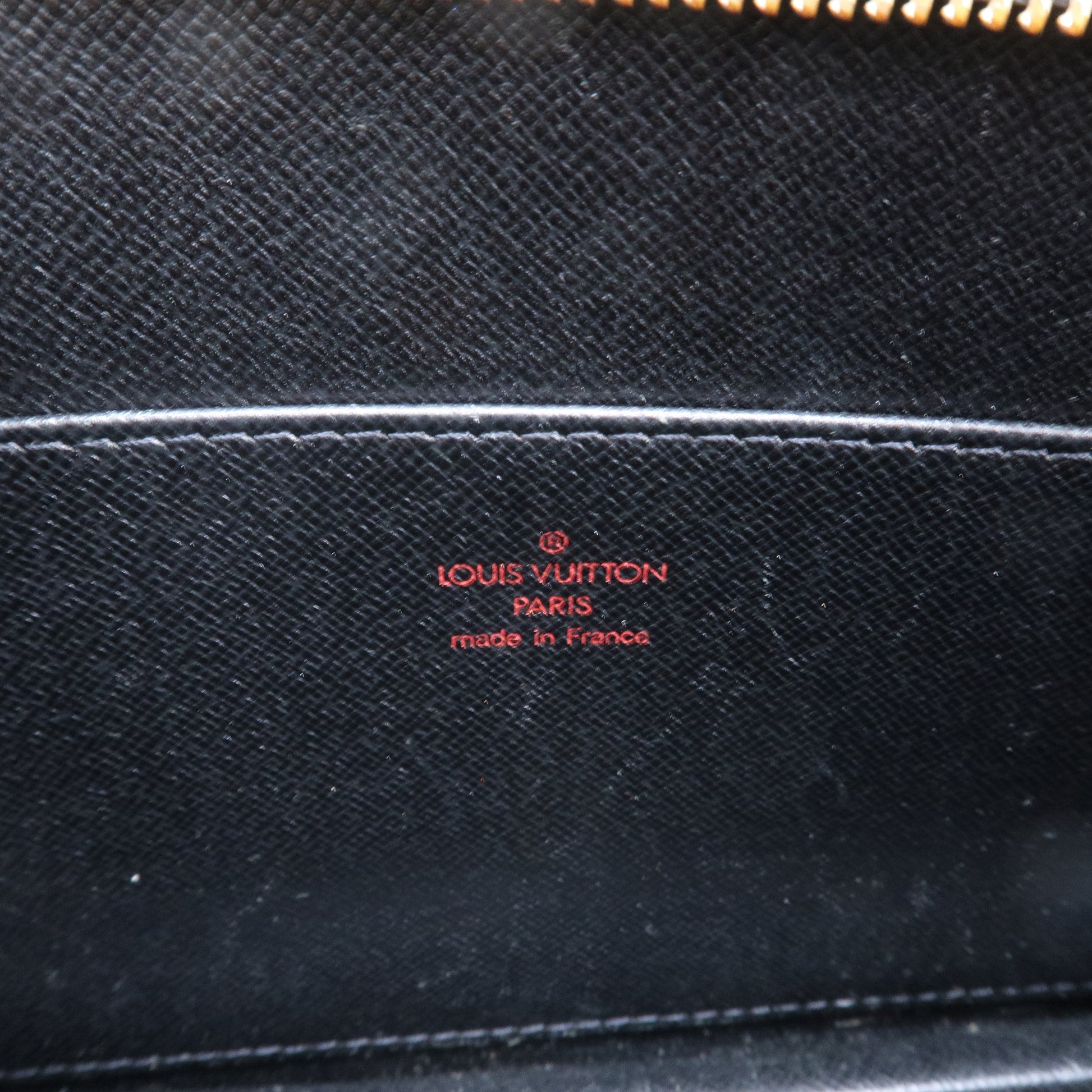 Louis Vuitton Louis Vuitton Pochette Homme Black Epi Leather