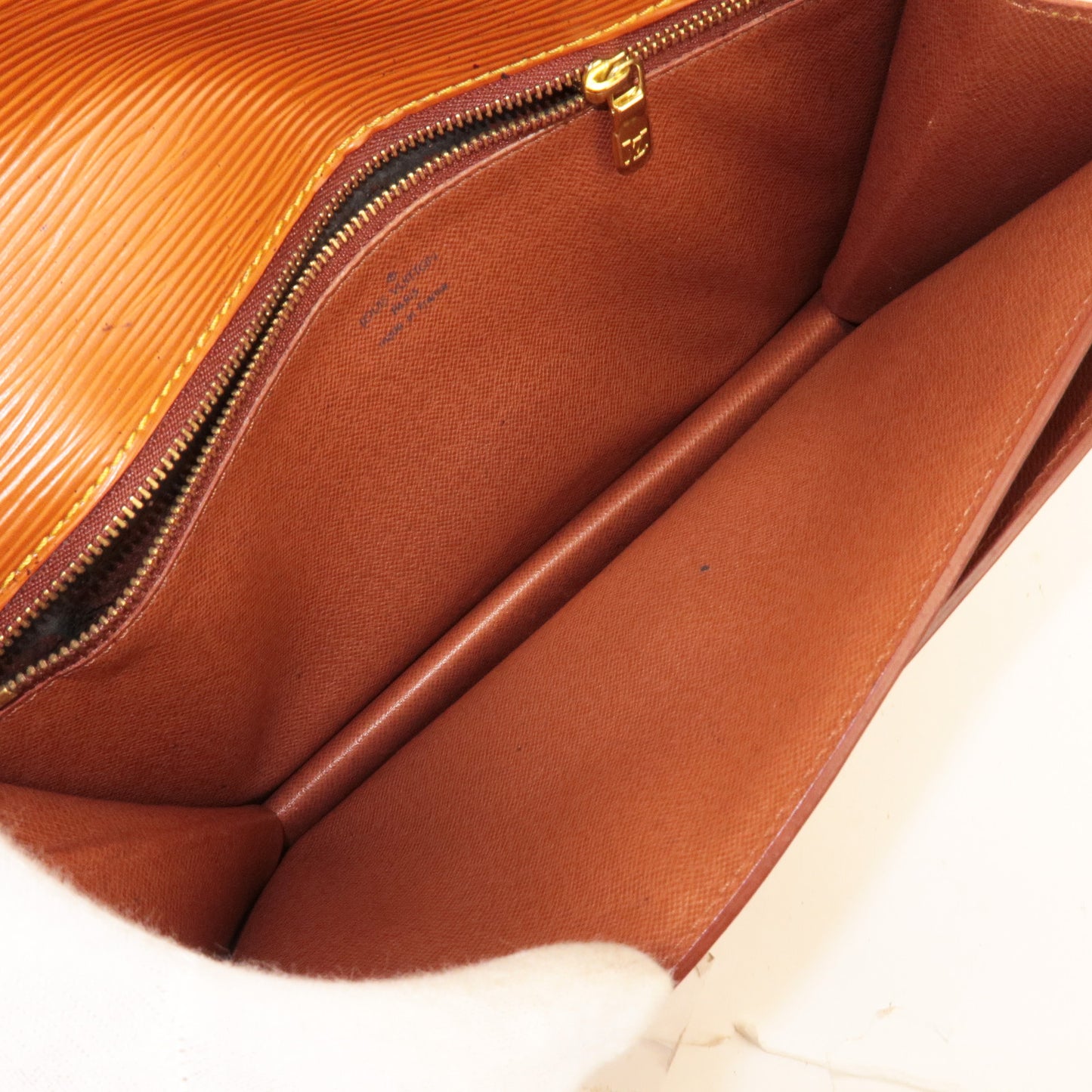 Louis Vuitton Epi Sellier Dragonne Clutch Bag Purse M52618