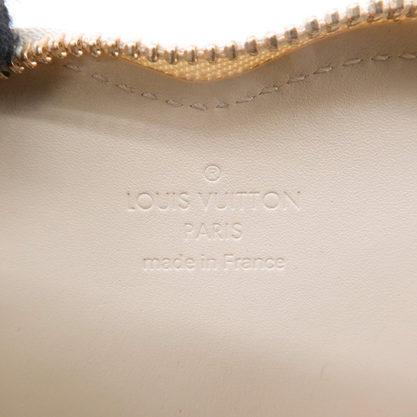 Louis Vuitton Monogram Vernis Porte Monnaie Coeur Beige M91479