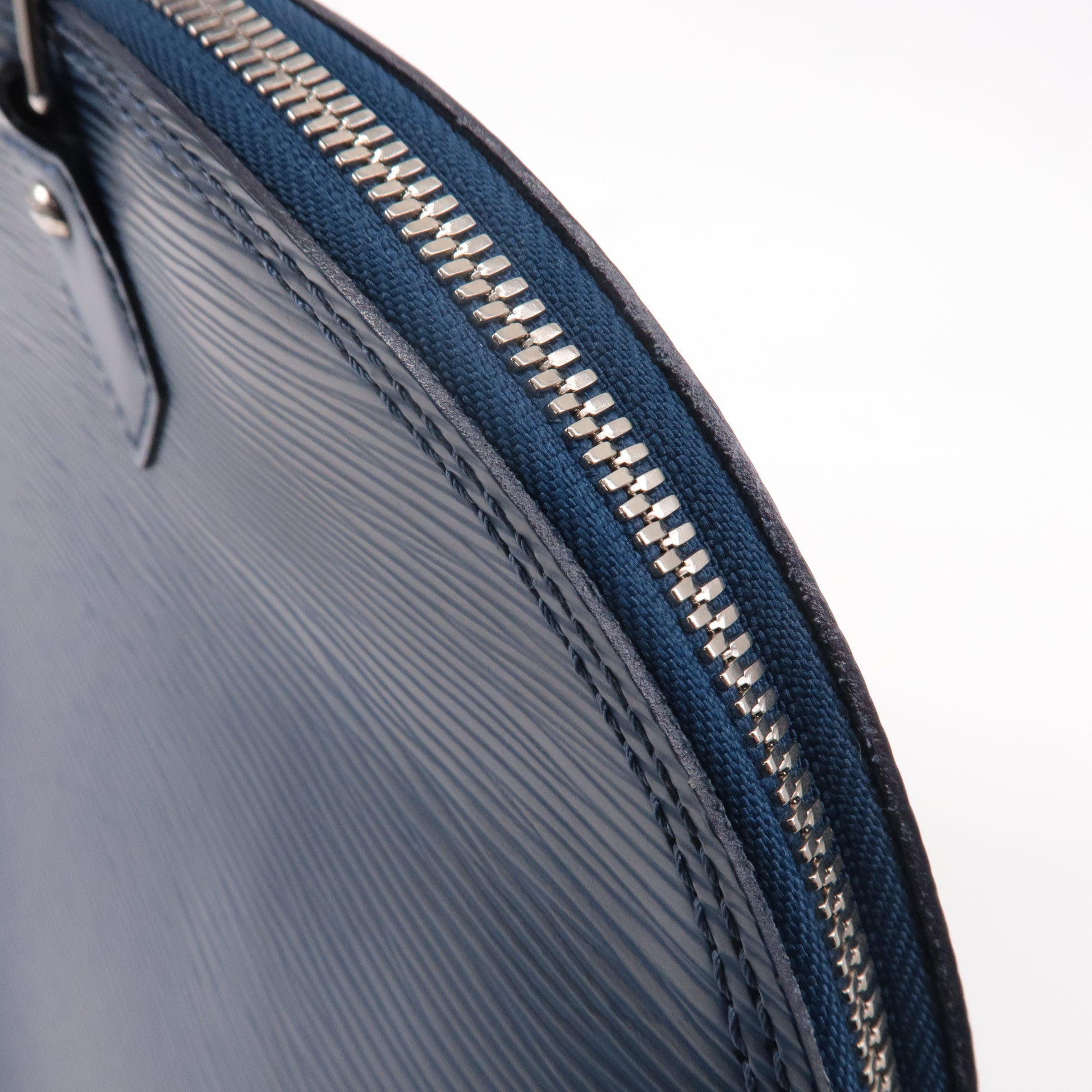 Louis-Vuitton-Epi-Alma-GM-Hand-Bag-GM-Andigo-Blue-M40628 – dct