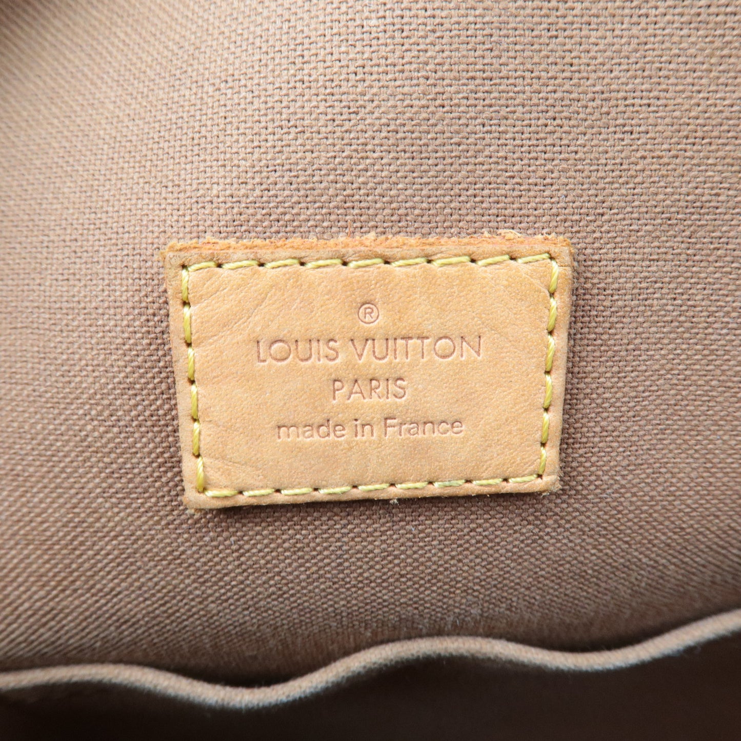Louis-Vuitton-Monogram-Lock-It-Hand-Bag-Brown-M40102 – dct