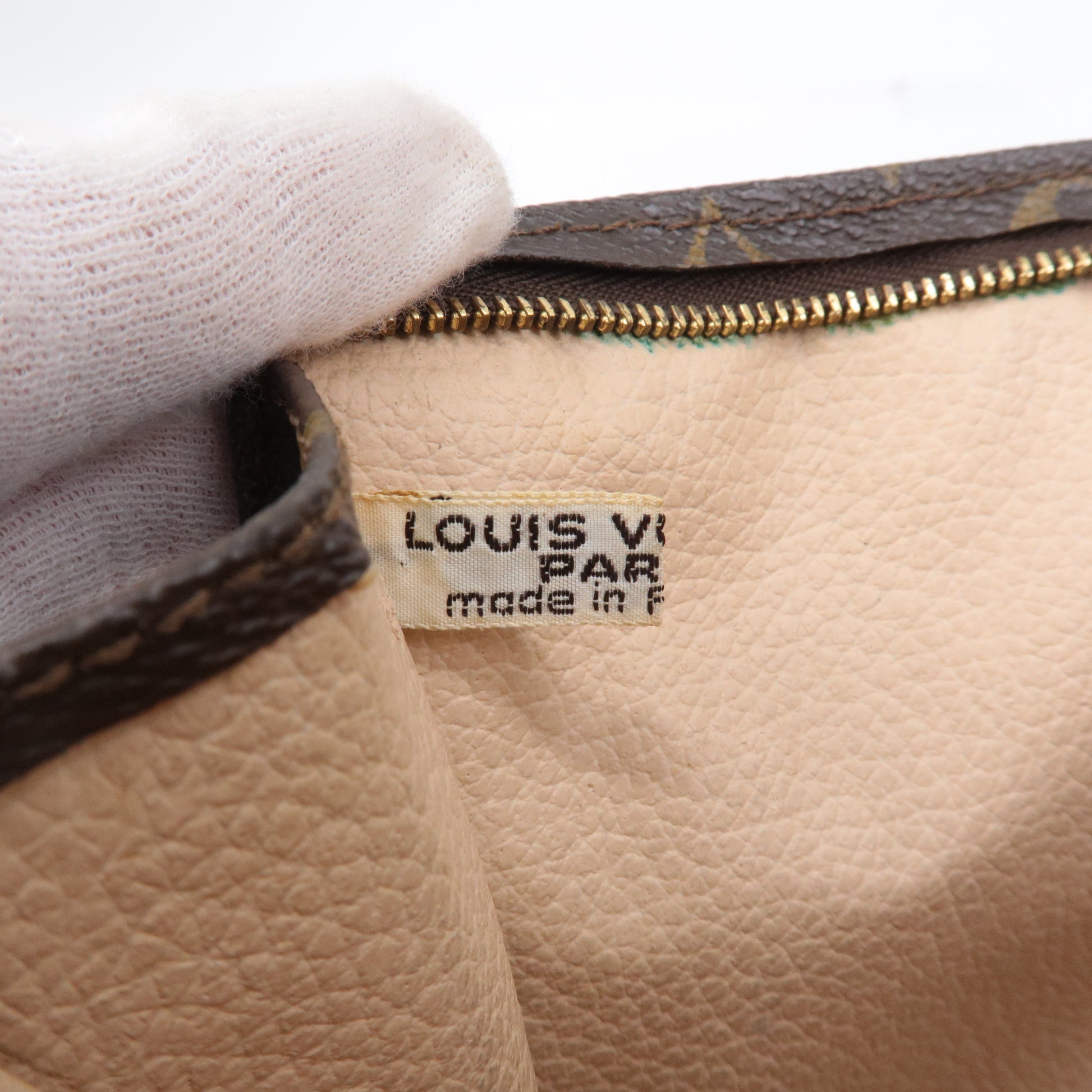 Louis Vuitton Monogram Poche Toilette 26 Pouch M47542 LV Auth