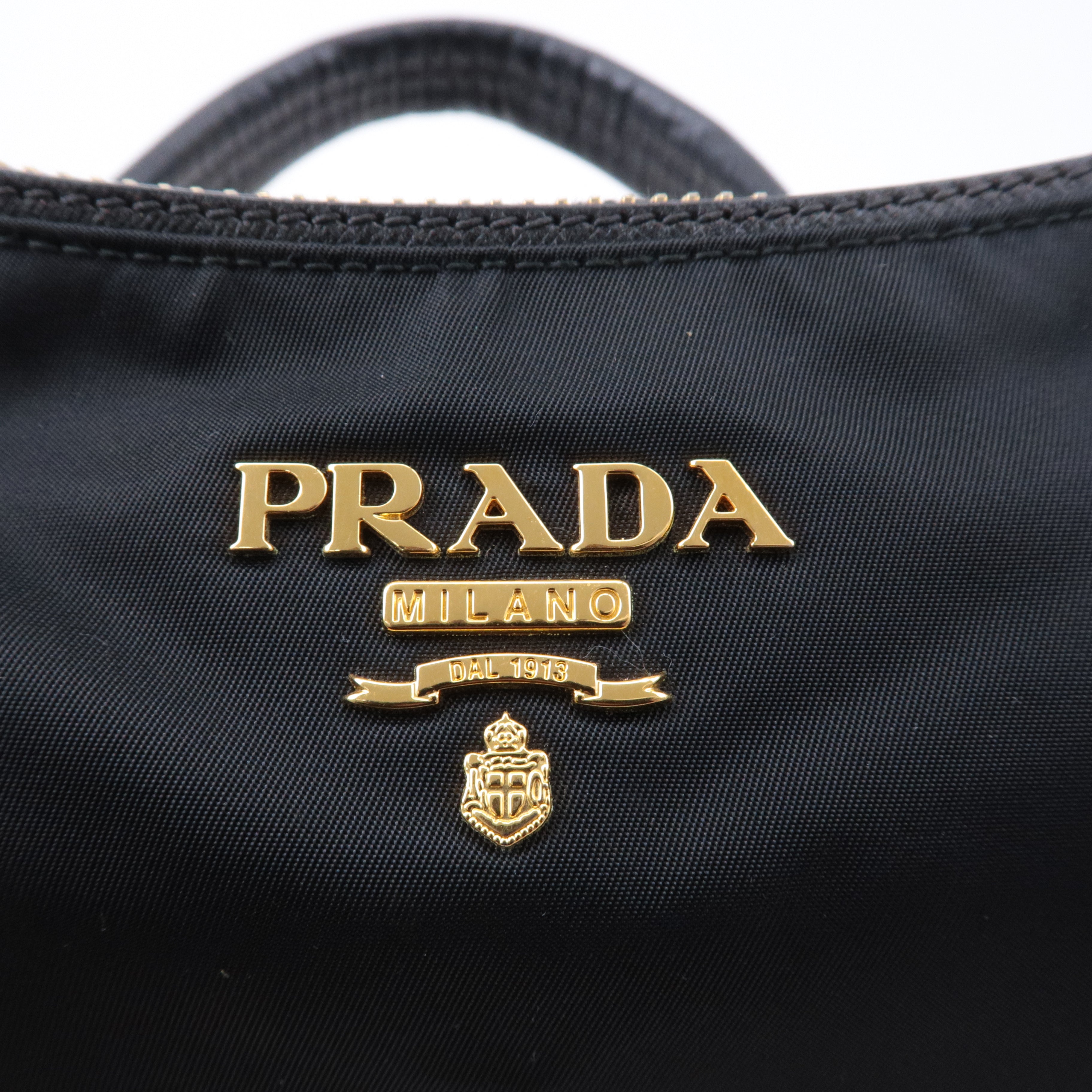 Prada shoulder bag outlet price