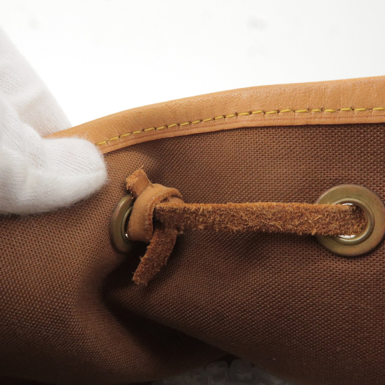 Louis Vuitton Illusion Leather Keepall50 - Vintage Lux