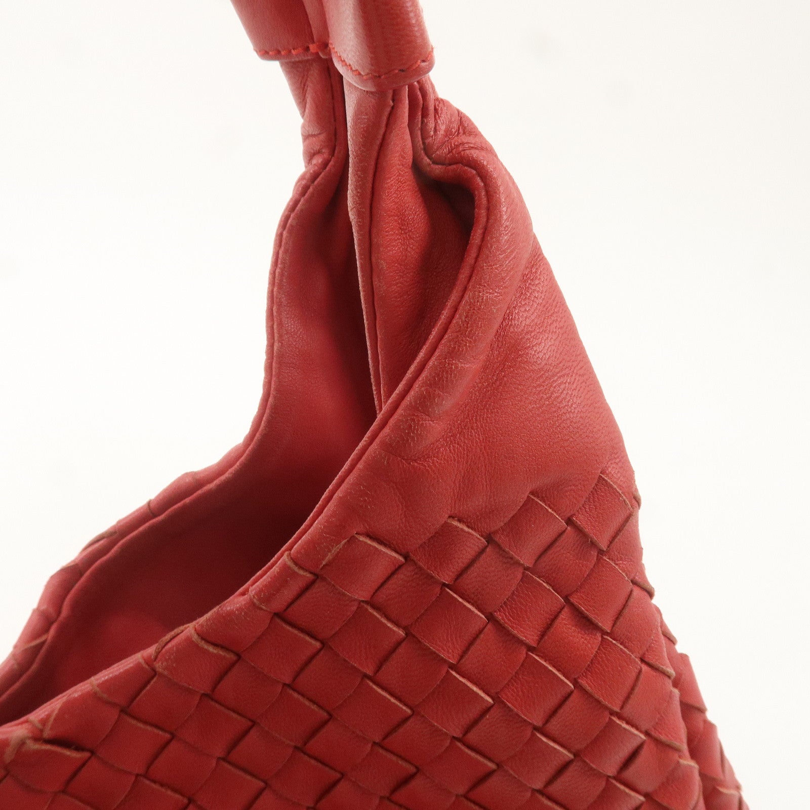 BOTTEGA VENETA Intrecciato Leather Shoulder Bag Red 125787