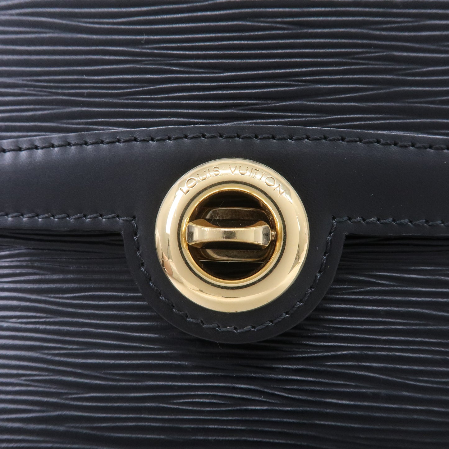 Louis Vuitton Epi Arche Noir Black Shoulder Bag Cross Body M52572