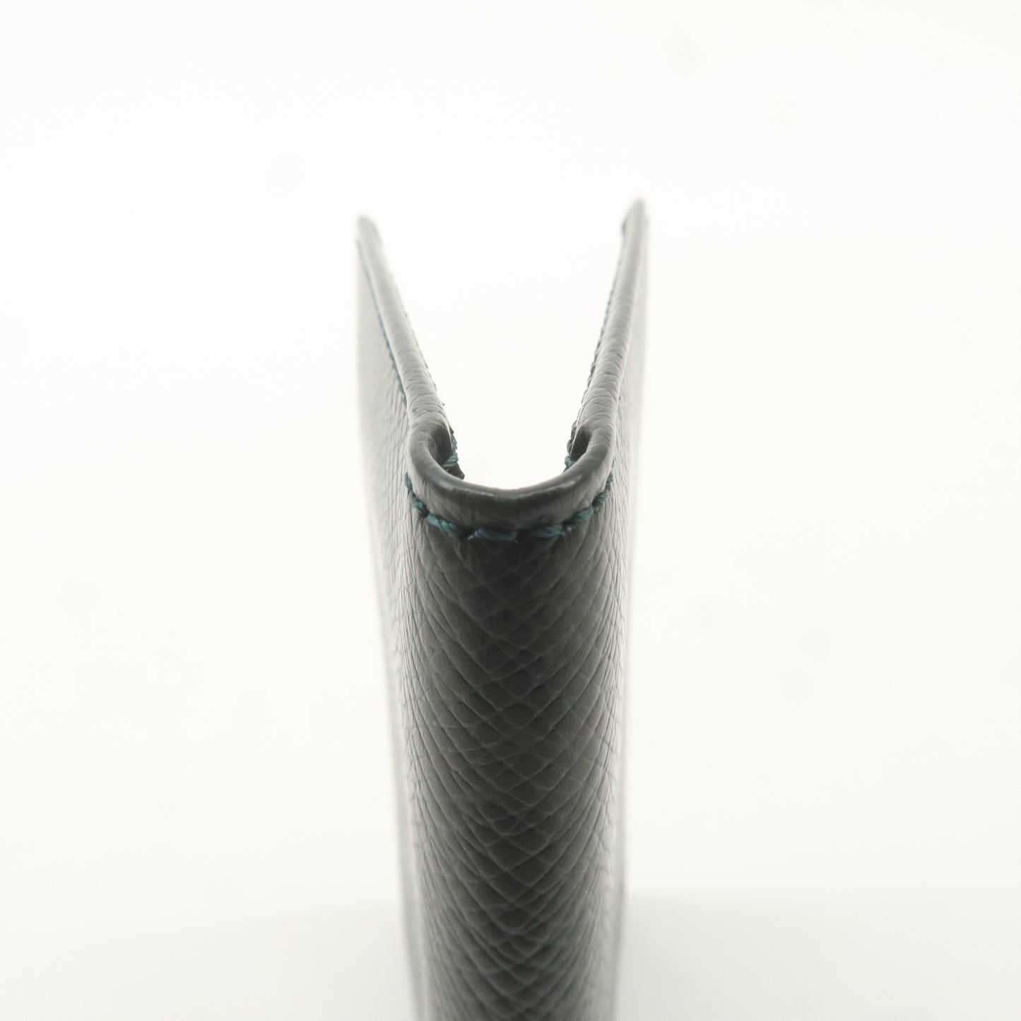 Louis Vuitton Epi Taiga Set of 2 Porte Cult Vertical M63207 M30494