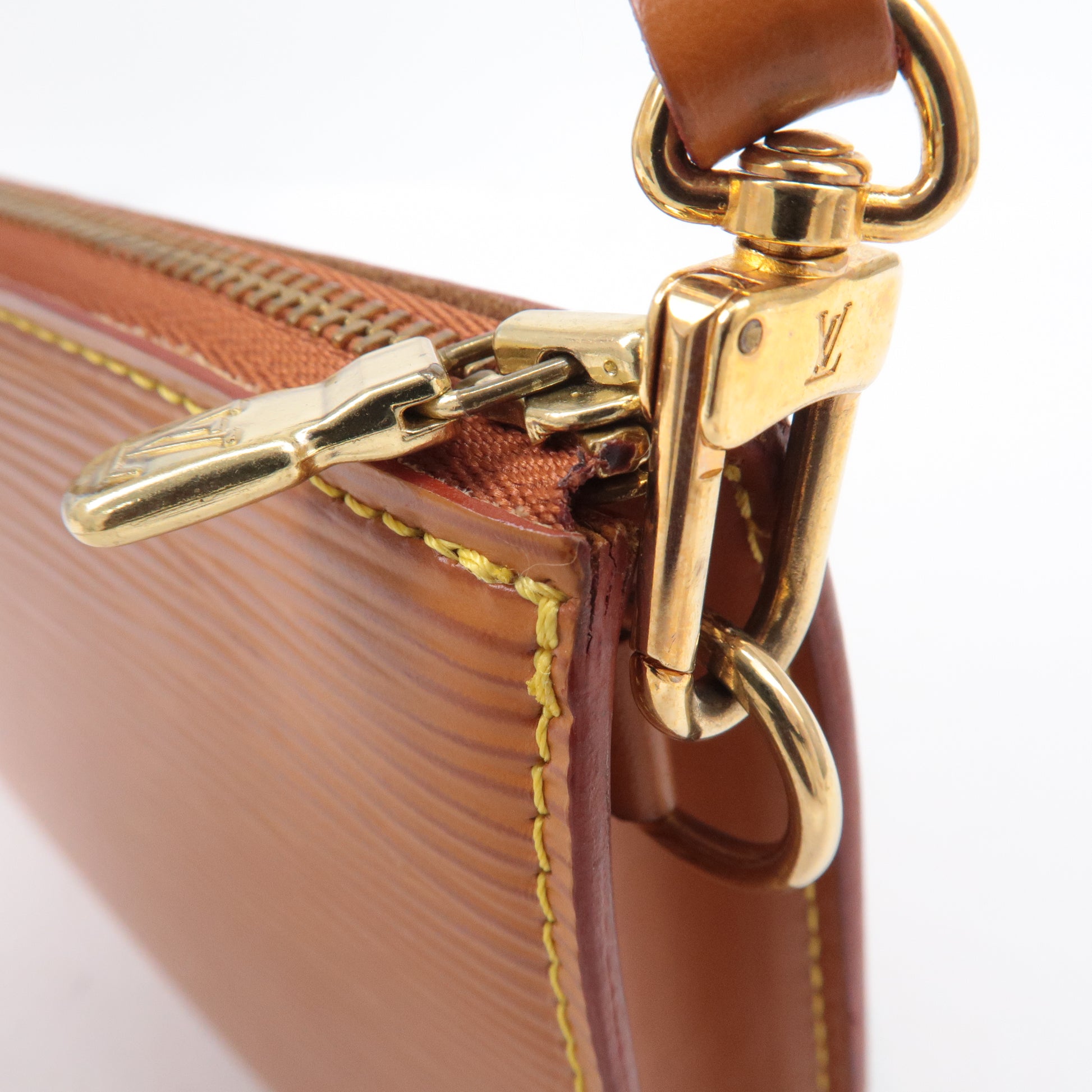 Louis-Vuitton-Epi-Pochette-Accessoires-Pouch-Zipang-Gold-M52948 –  dct-ep_vintage luxury Store
