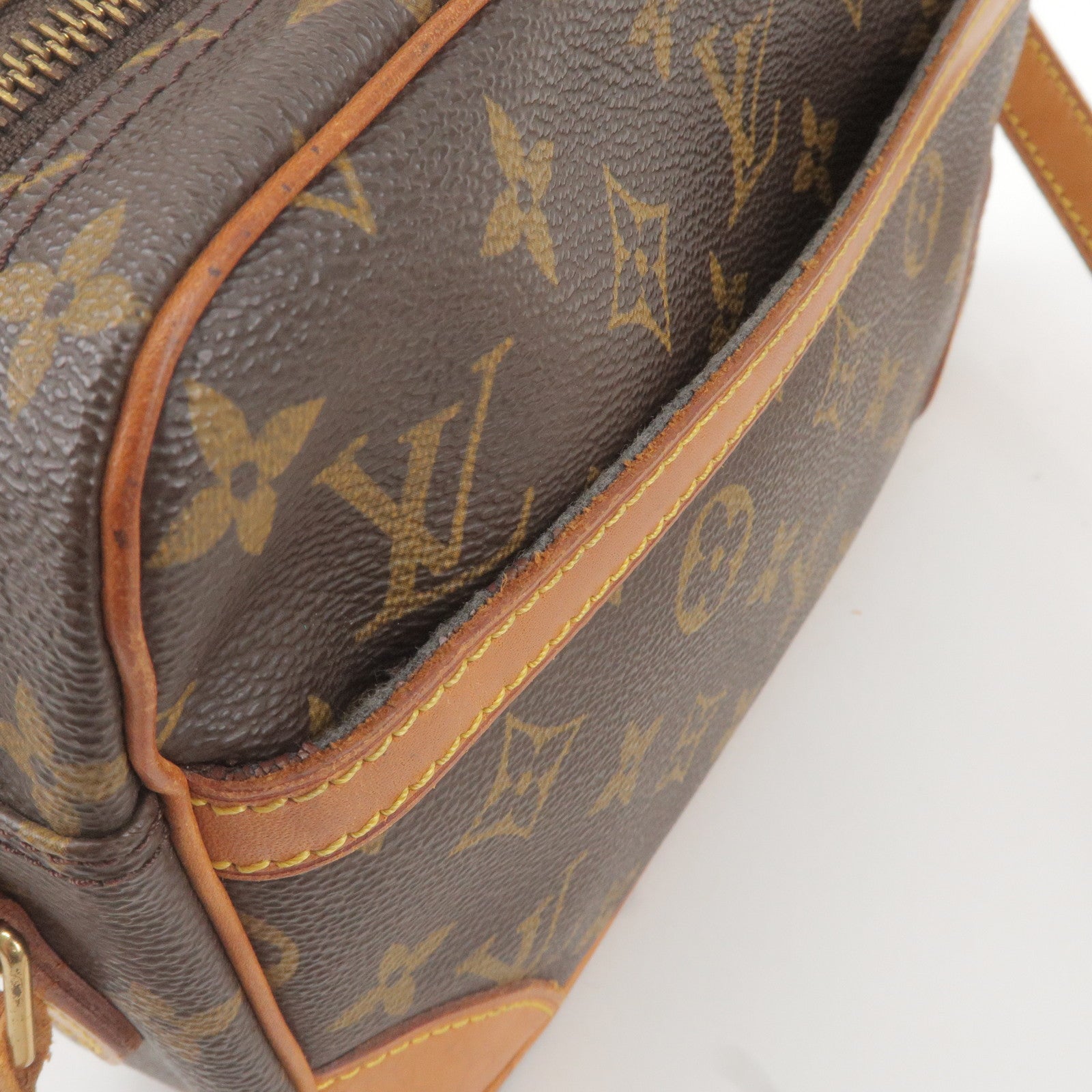Louis Vuitton pre-owned monogram Underground Flight crossbody bag
