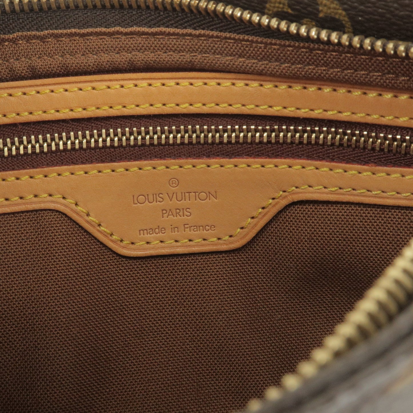 Louis Vuitton Monogram Trotteur Shoulder Bag M51240