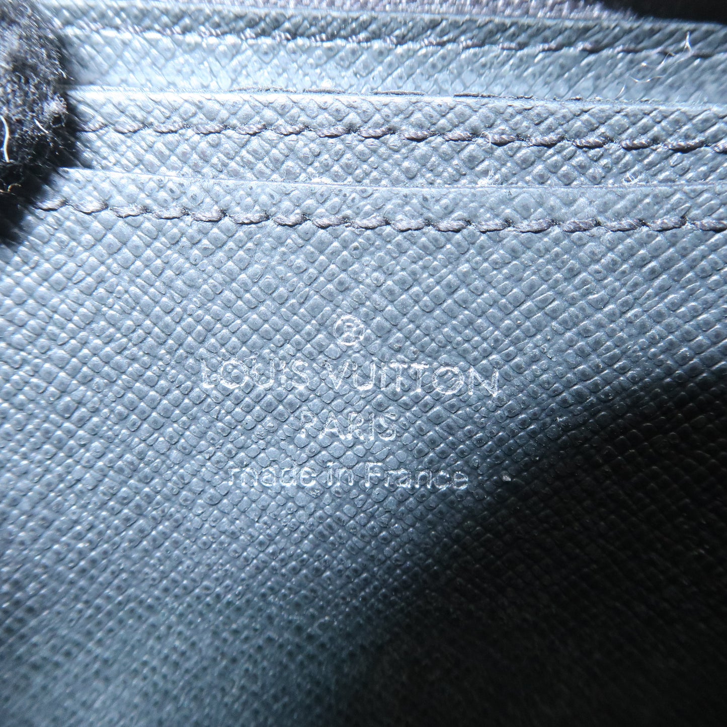 Louis Vuitton Taiga Zippy Coin Purse Ardoise M32832
