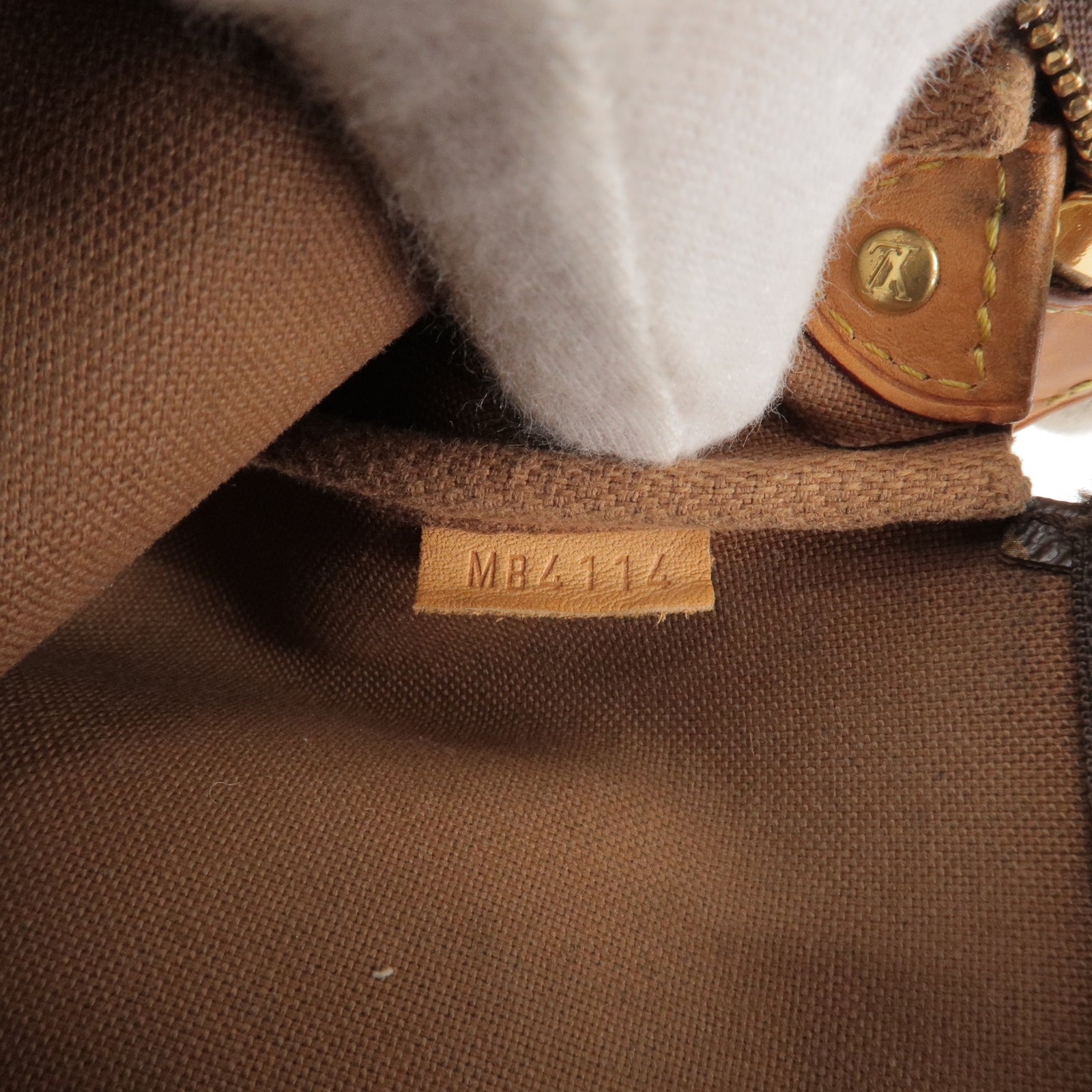 Louis Vuitton Tuileries Besace Bag Crossbody Monogram Canvas Brown Caramel