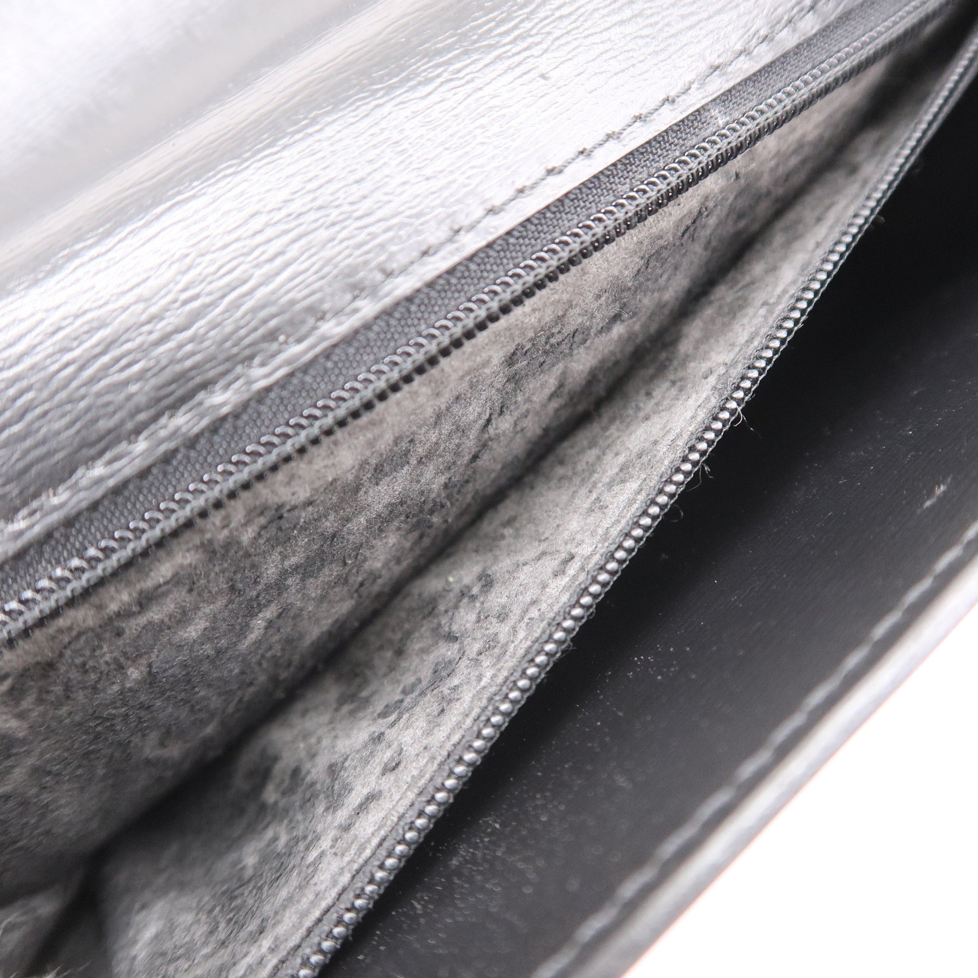 Louis Vuitton The LV Arch Top Handle Bag M55335 Black