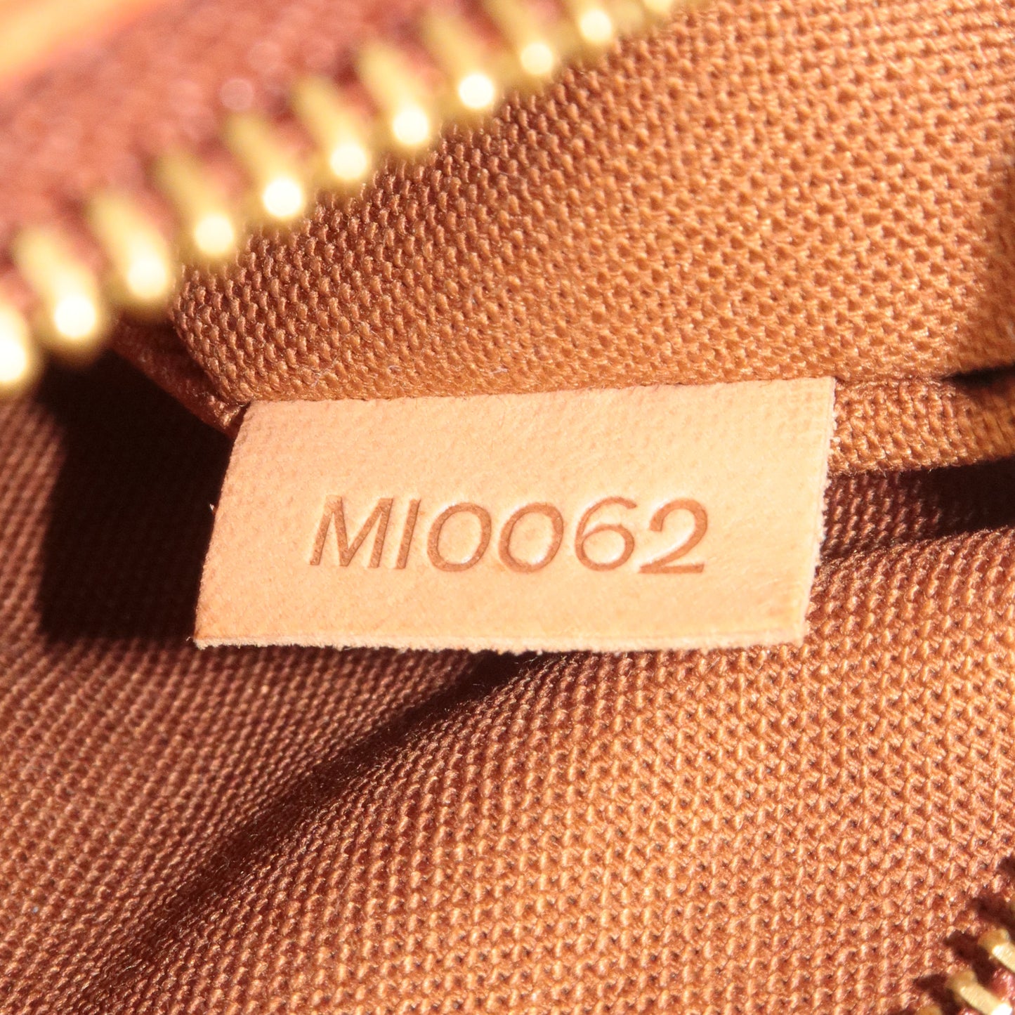 AUTHENTIC LOUIS VUITTON M51147 Monogram Mini Looping Hand Bag 0347