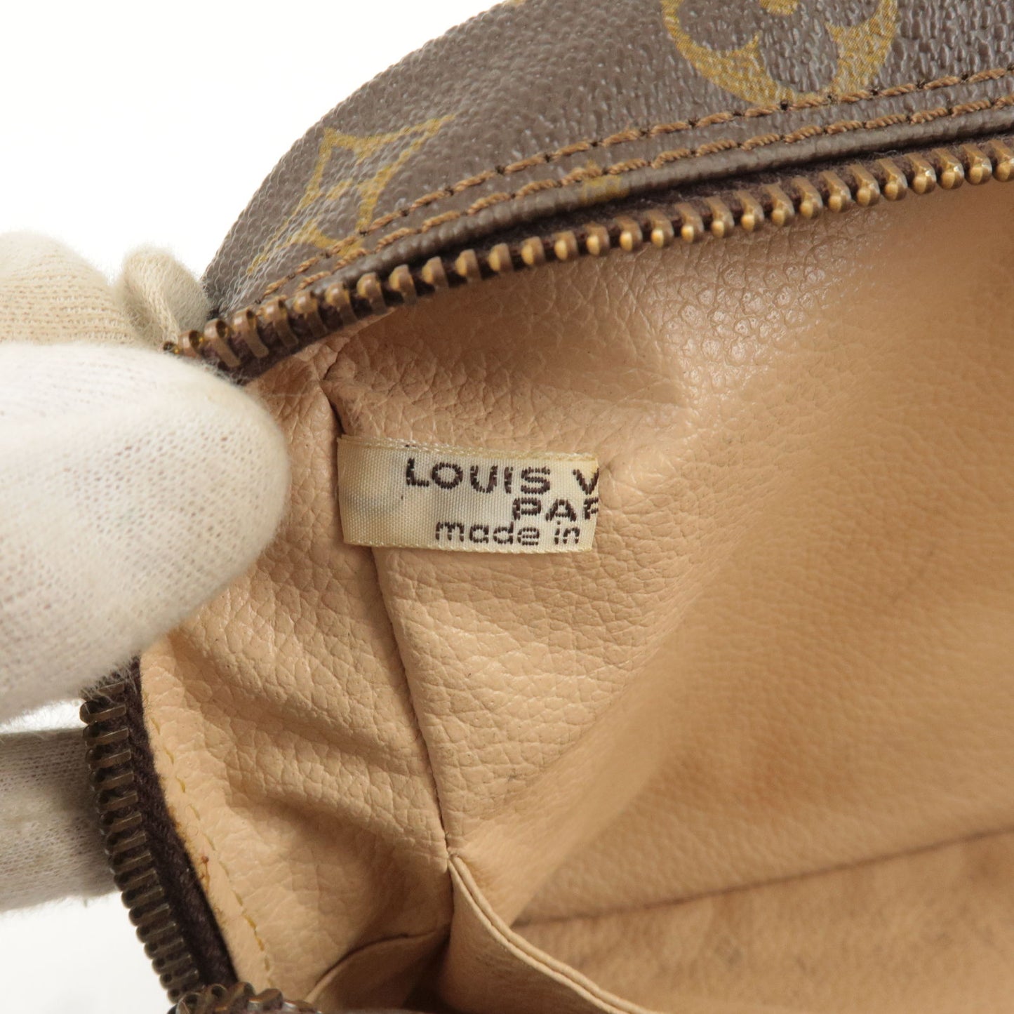 Louis-Vuitton-Monogram-Trousse-Toilette-28-Pouch-M47522 – dct-ep_vintage  luxury Store