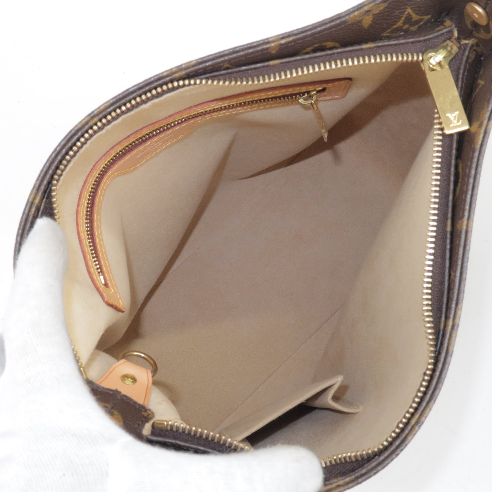 Louis Vuitton Brera Shoulder Bags for Women