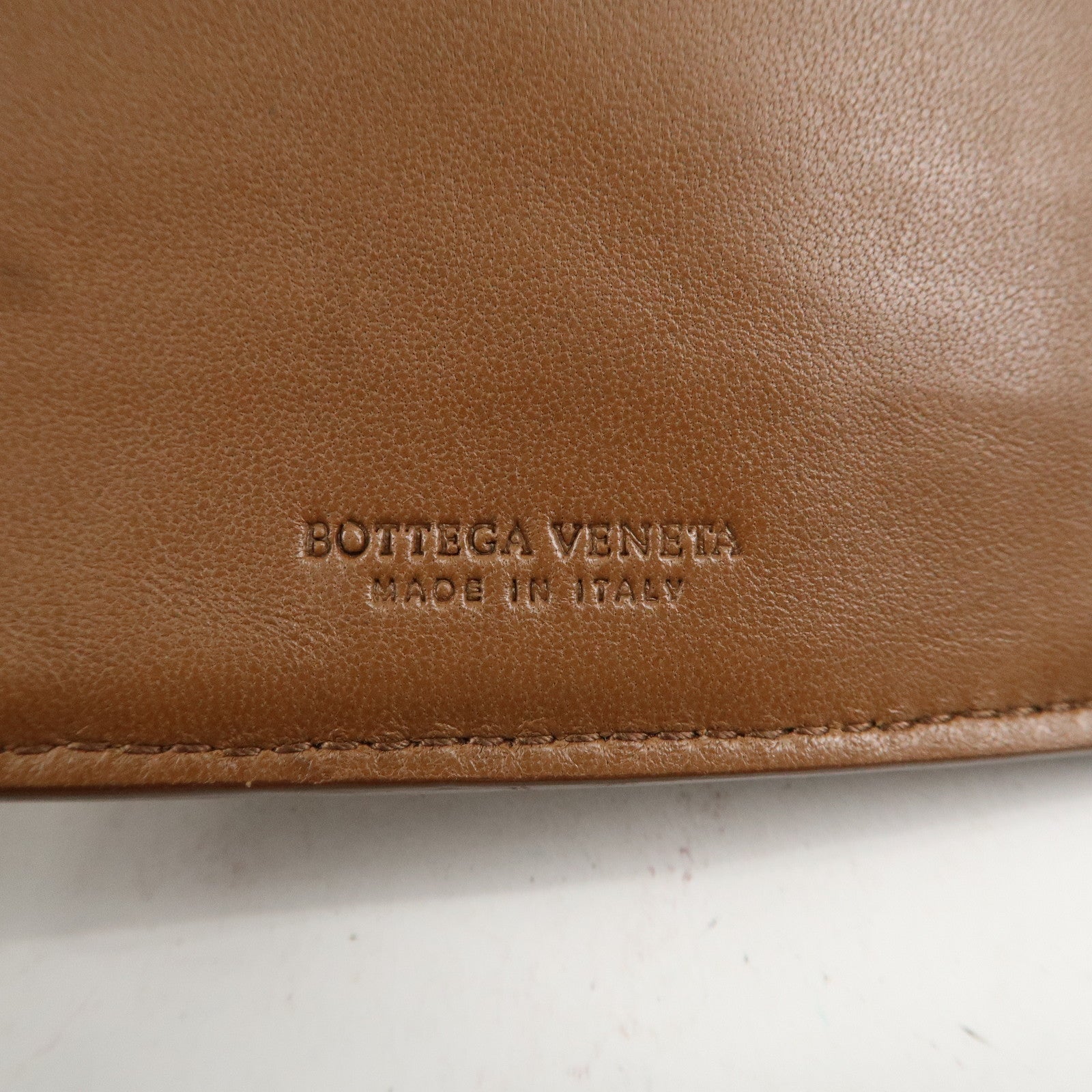 BOTTEGA VENETA Intrecciato Leather Bi-fold Long Wallet 114074