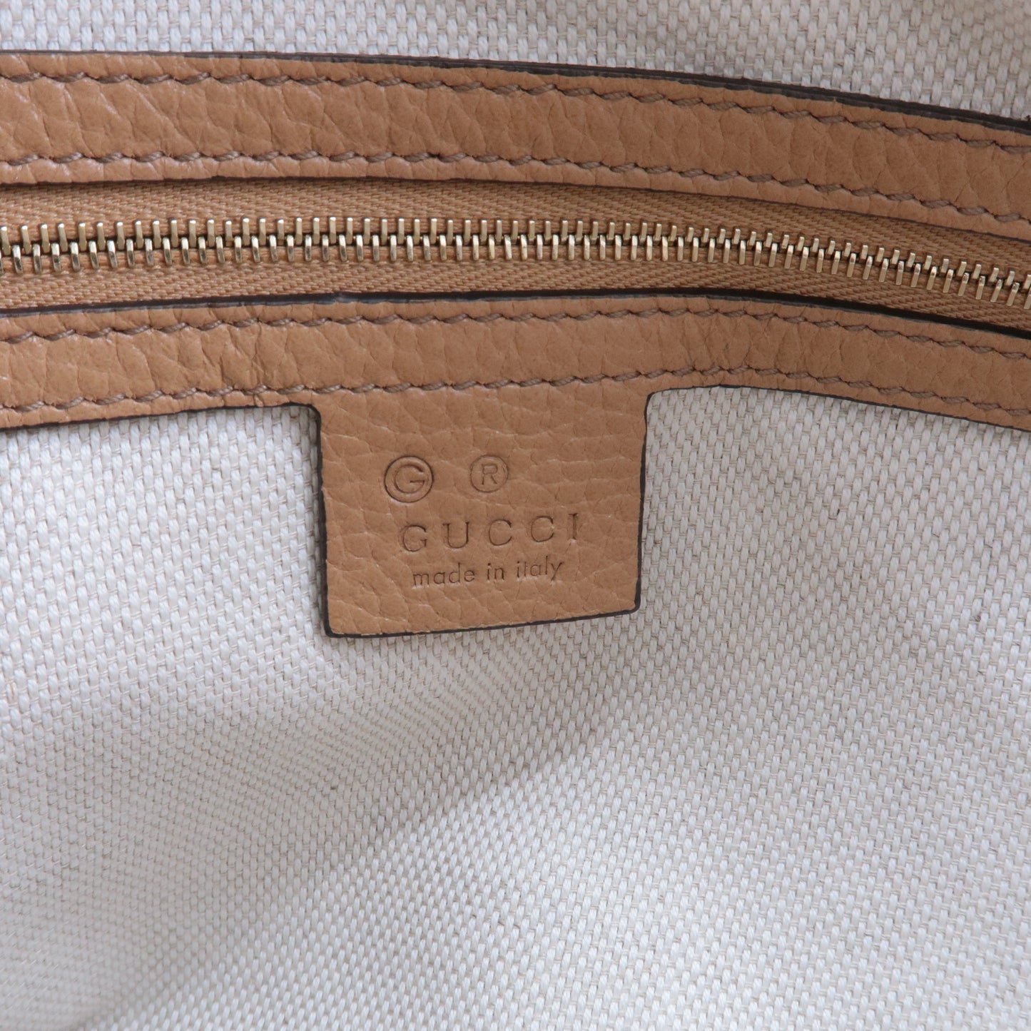 GUCCI SOHO Interlocking Leather Chain Shoulder Bag Beige 536196