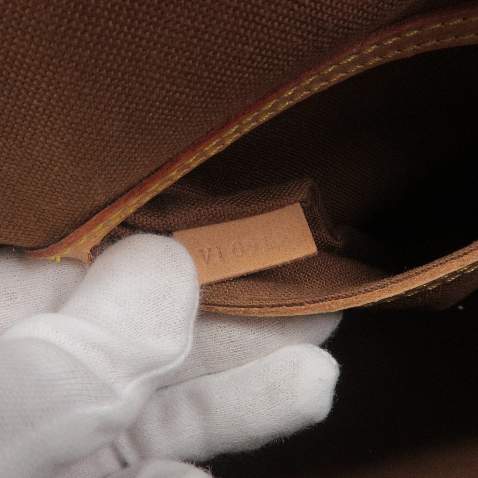 Louis-Vuitton-Monogram-Alma-Hand-Bag-M51130 – dct-ep_vintage luxury Store