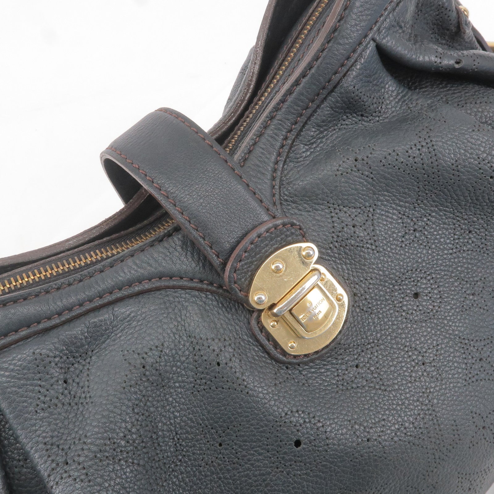 Louis-Vuitton-Monogram-Mahina-XS-Shoulder-Bag-Bronze-M95717 –  dct-ep_vintage luxury Store
