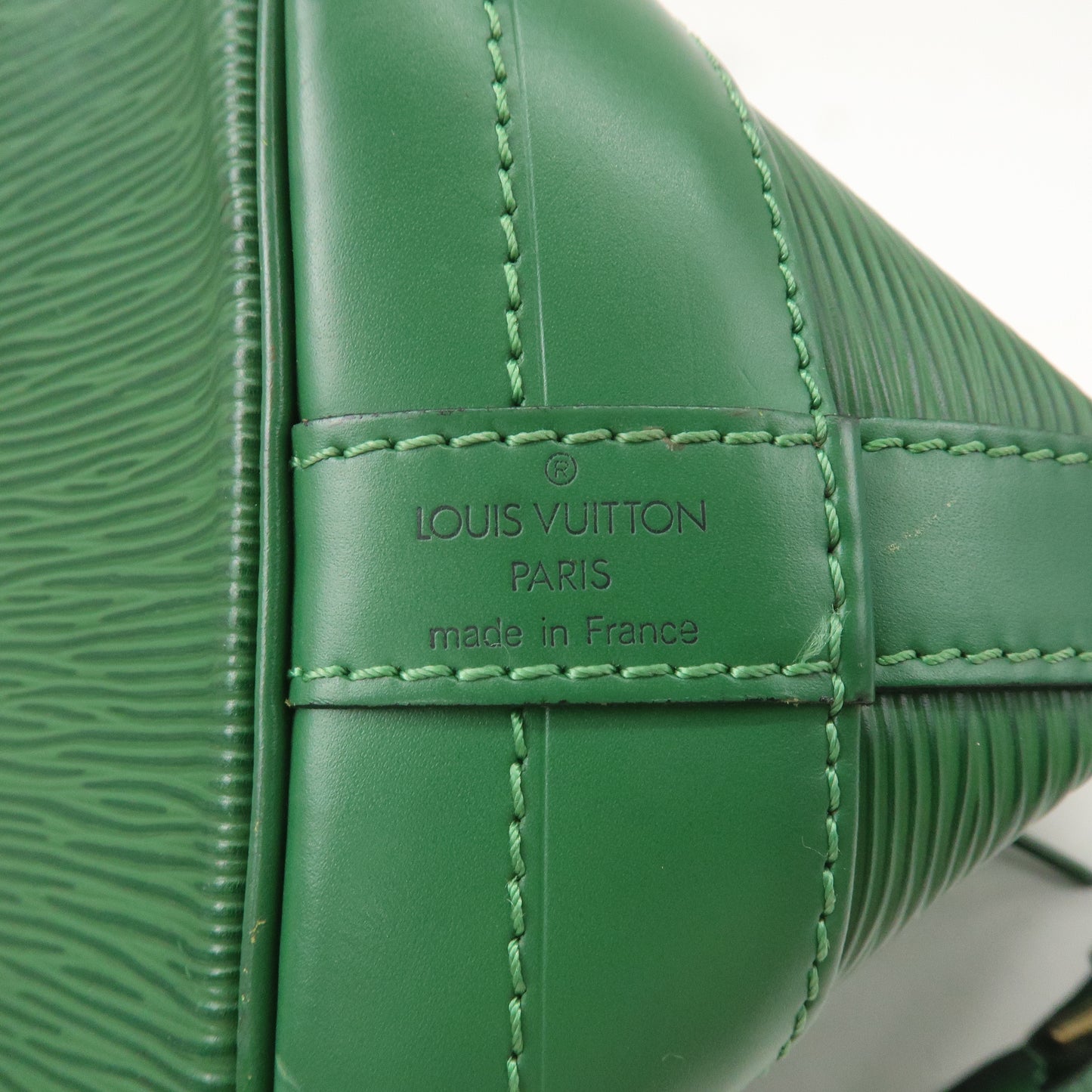 Louis Vuitton Epi Noe Shoulder Bag Borneo Green M44004