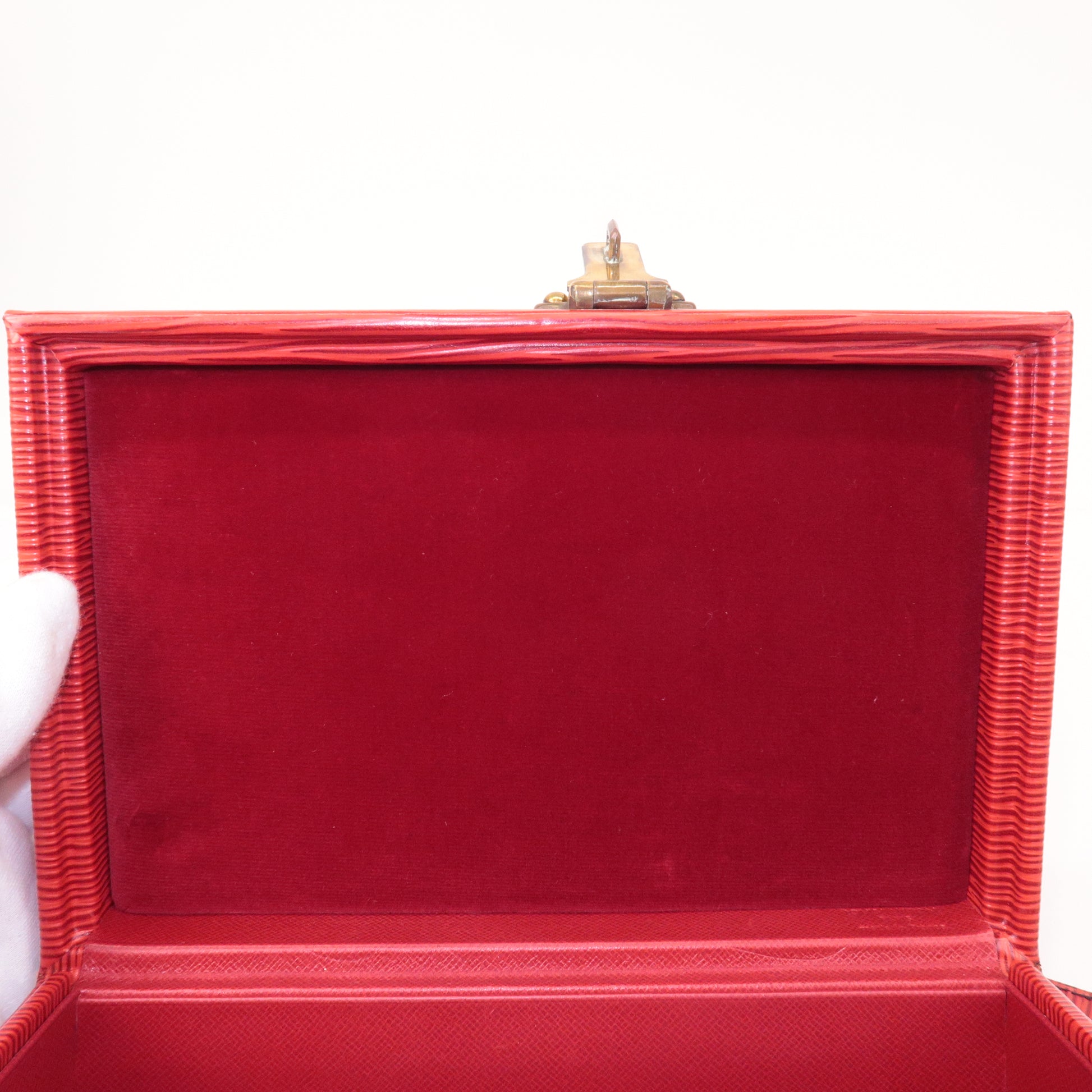 Pre-Owned LOUIS VUITTON Louis Vuitton Jewelry Box Bowat Attou Epi Yellow  Keyed Lock Type Accessory Case Multi Interior Figurine Handbag Vintage  Women's Men's IT34VX5DEPIG RLV1528M (Good) 