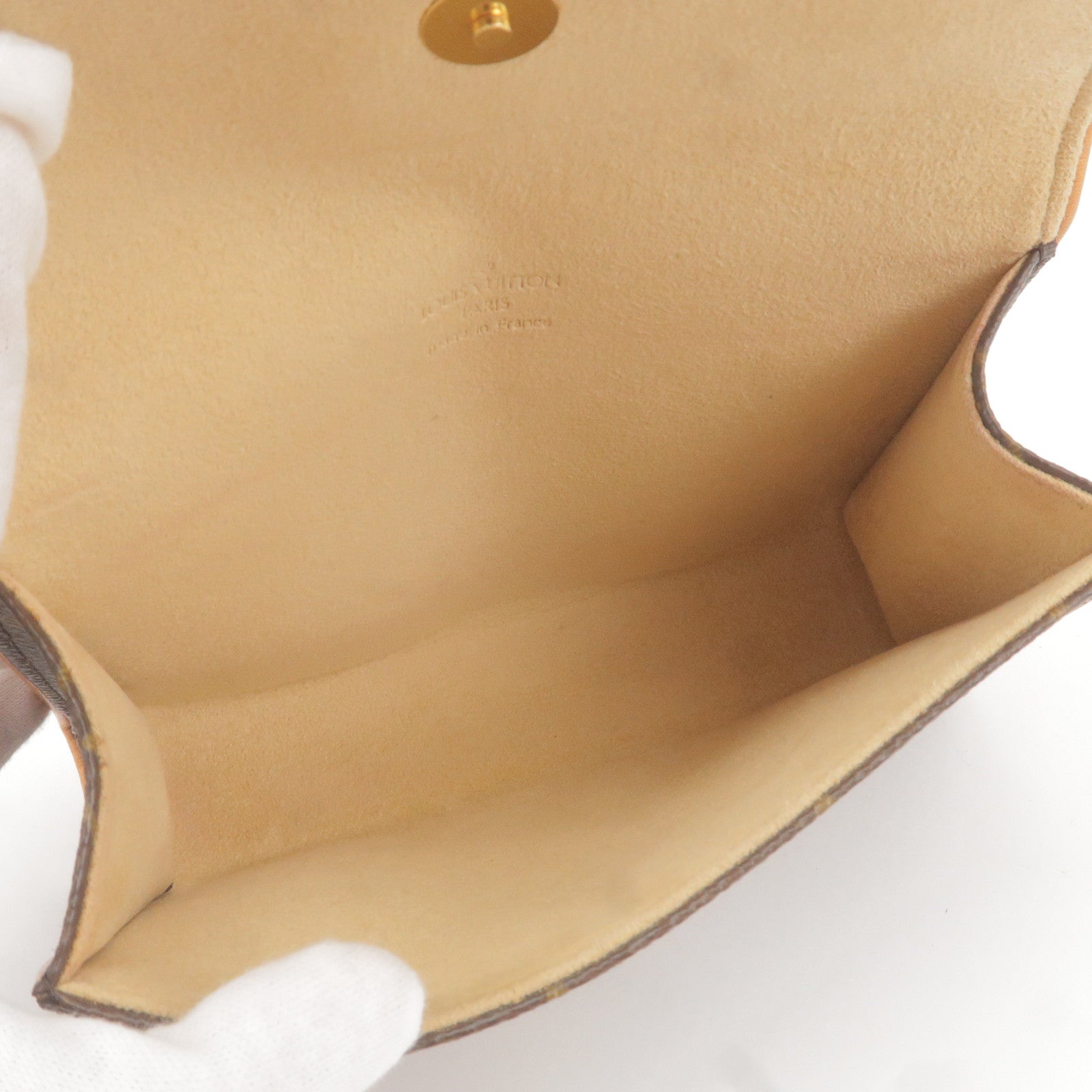 Waist - Pochette - BeltXS - Bauletto Louis Vuitton Petite Malle in pelle  Epi grigia e pelle nera - Monogram - Louis - Florentine - M51855 – dct -  ep_vintage luxury Store - Bag - Vuitton