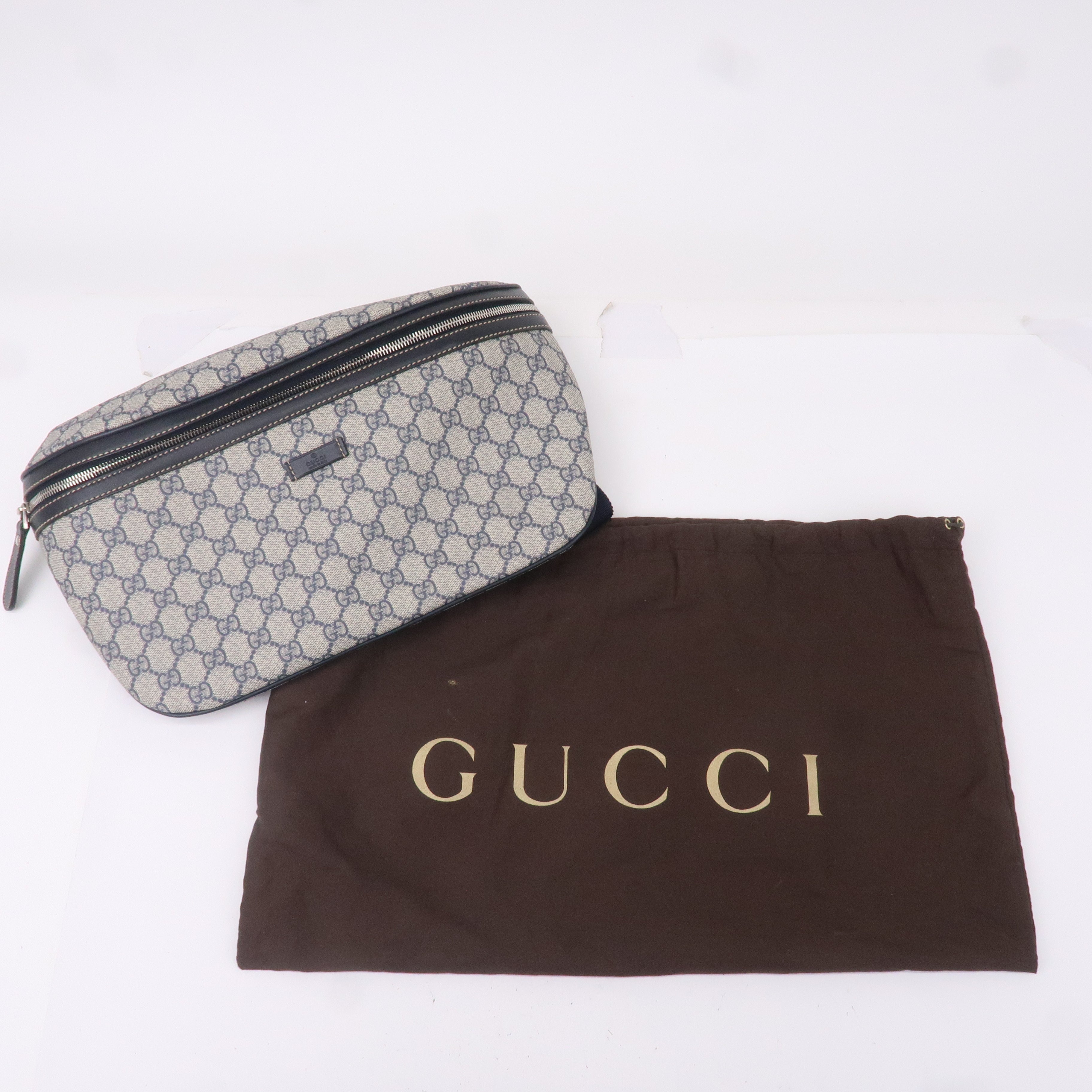 Gucci 211110 on sale