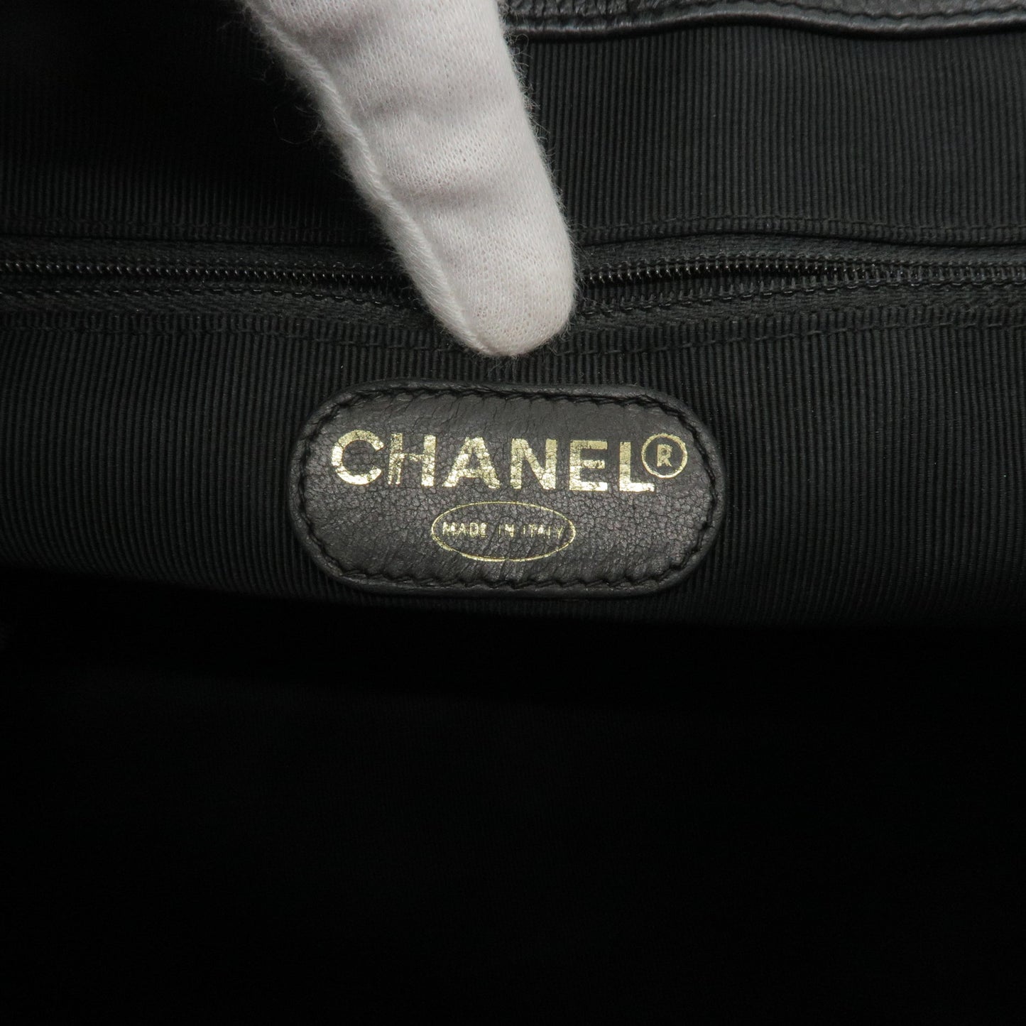 CHANEL Triple Coco Caviar Skin Chain Shoulder Bag A07265