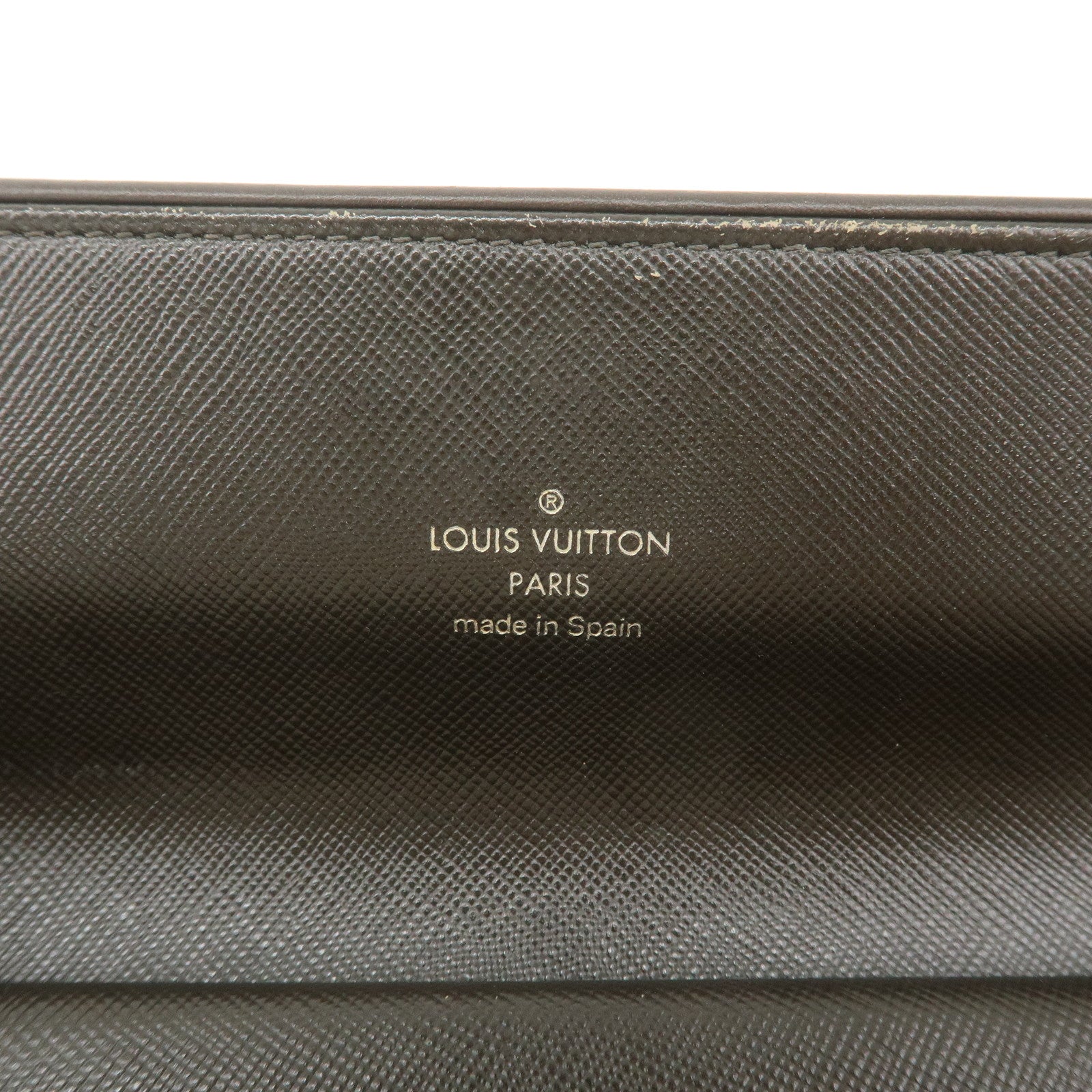 Louis Vuitton Mini Monogram Porte Trezol International M92443