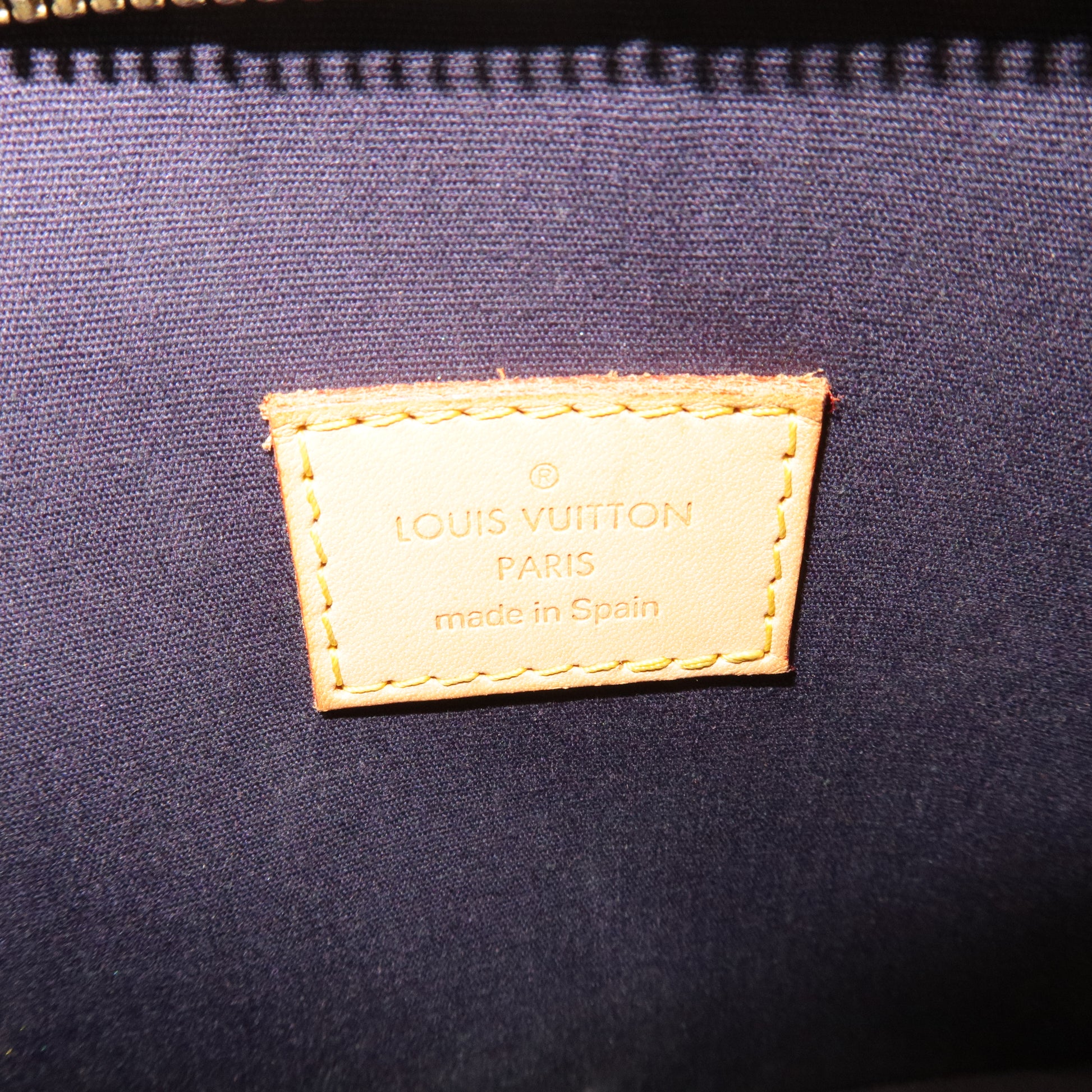 Louis Vuitton Mallory Square Shoulder Bag Vernis Patent Leather Black