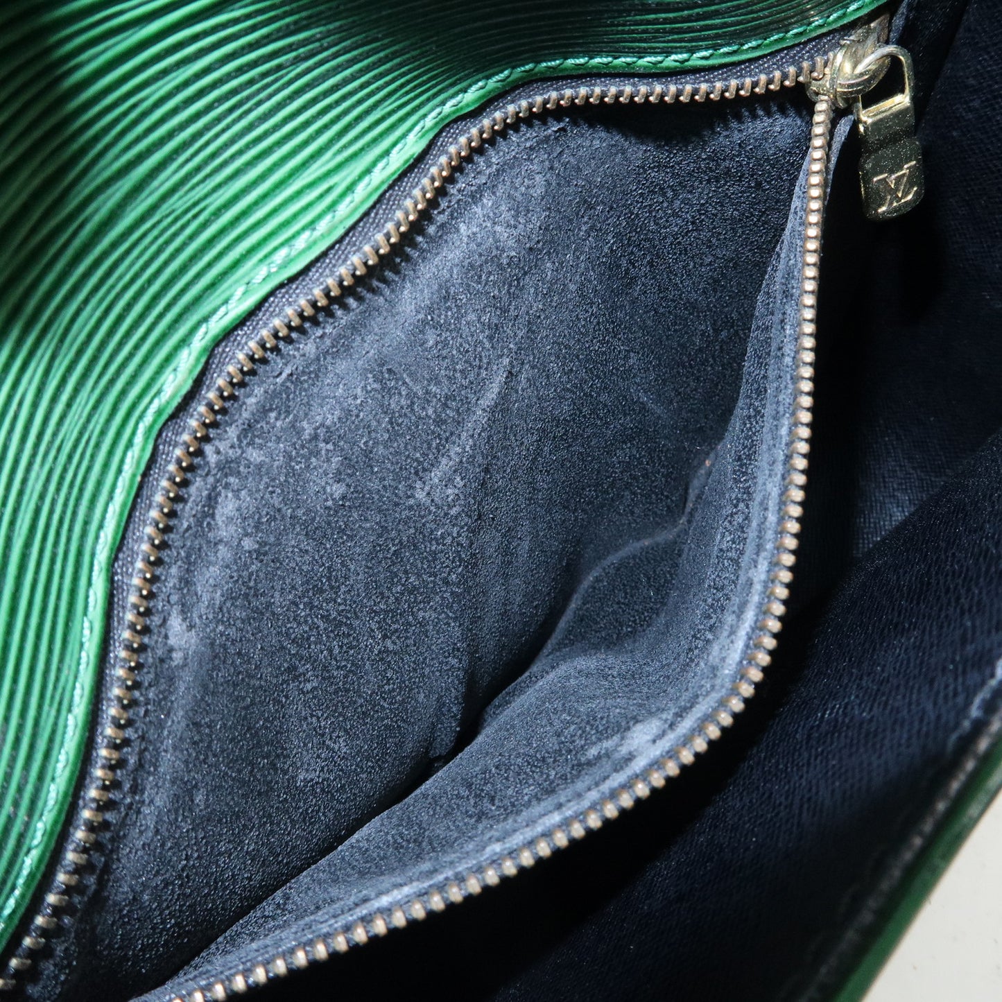 Louis Vuitton Epi Saint Cloud Shoulder Bag Green M52194